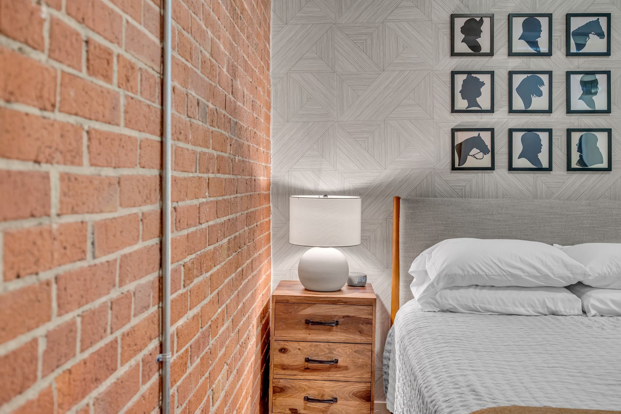 704 Taylor St Unit: 201