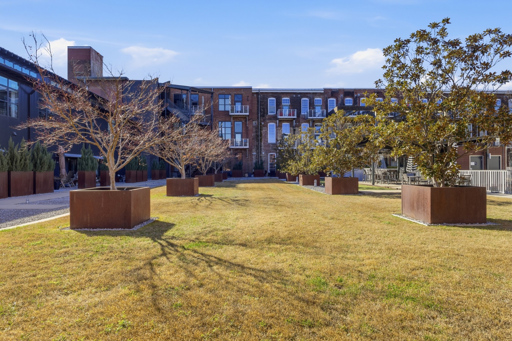 704 Taylor St Unit: 201