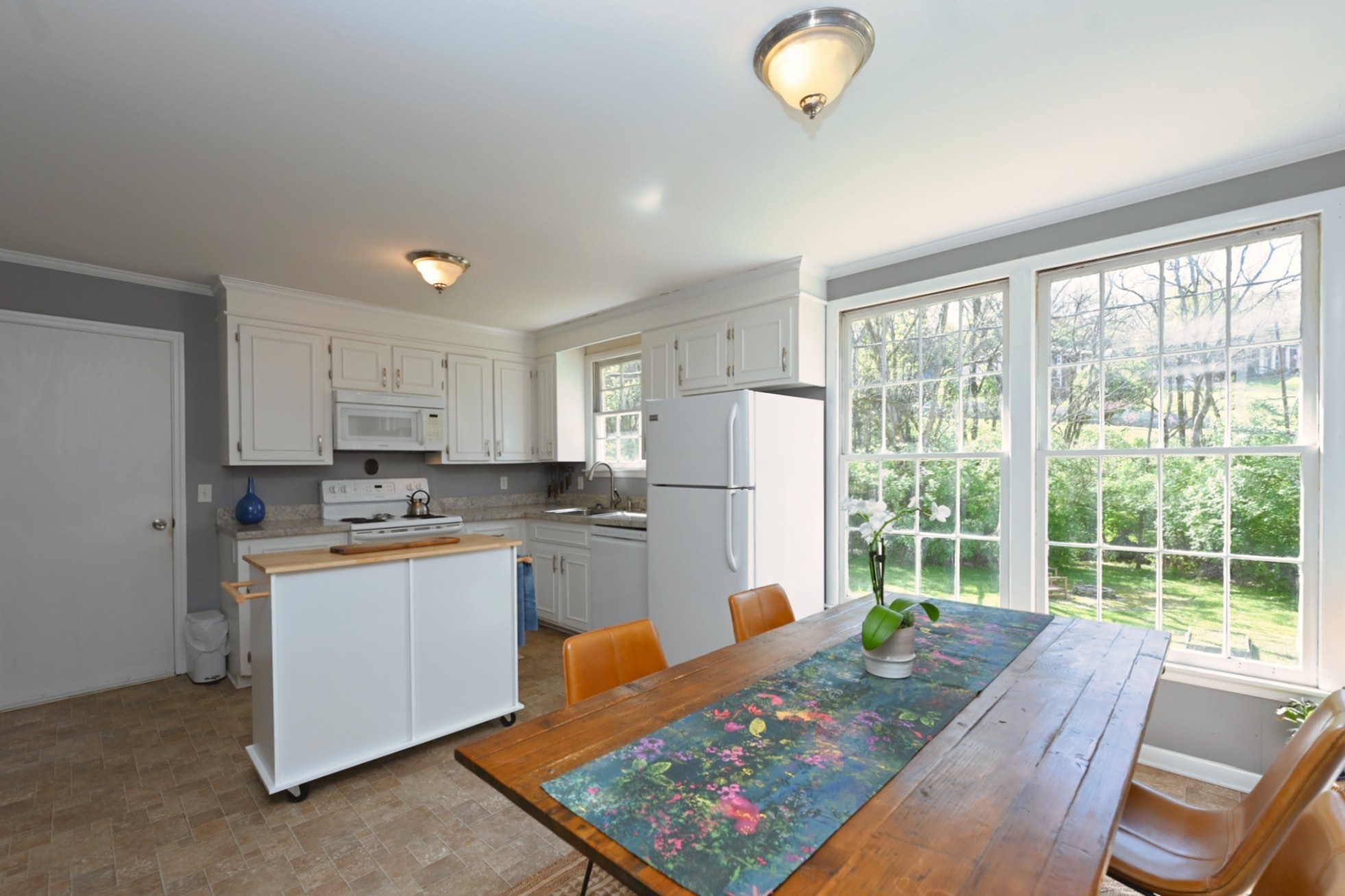 7635 Charlotte Pike Unit: Unit B