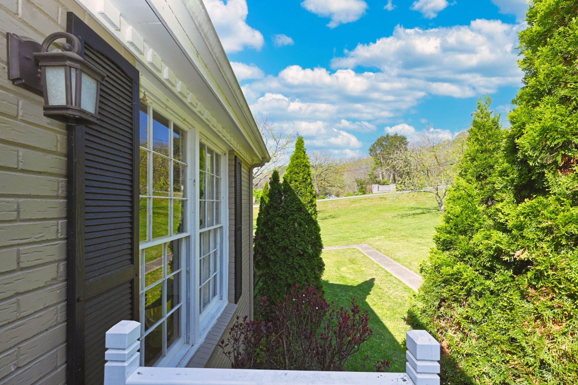 7635 Charlotte Pike Unit: Unit B