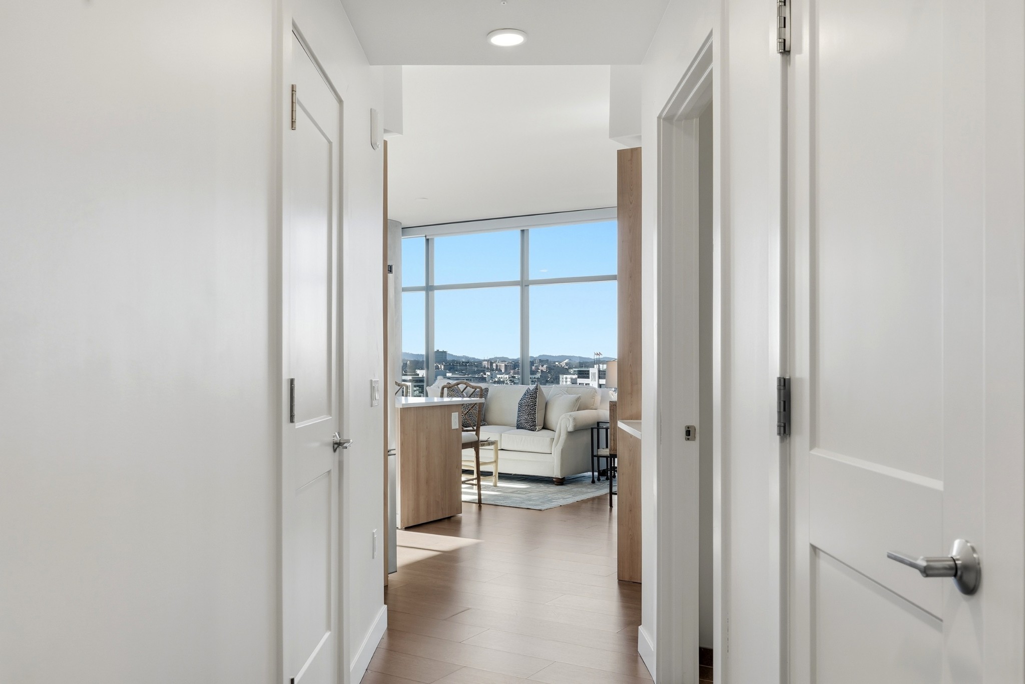 1212 Demonbreun St Unit: 1402