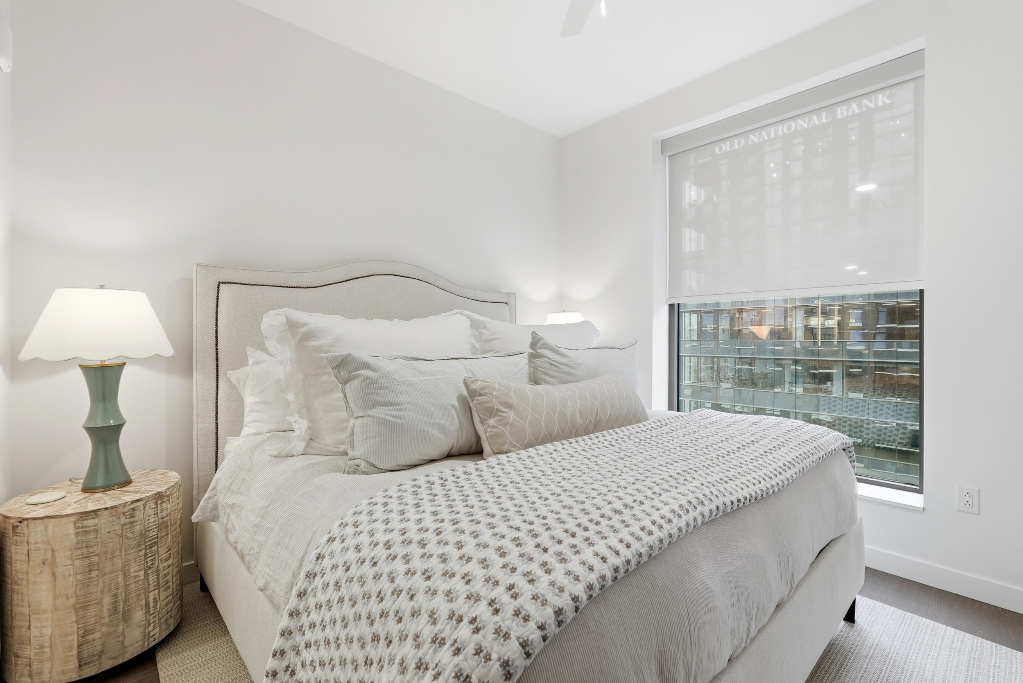 1212 Demonbreun St Unit: 1402