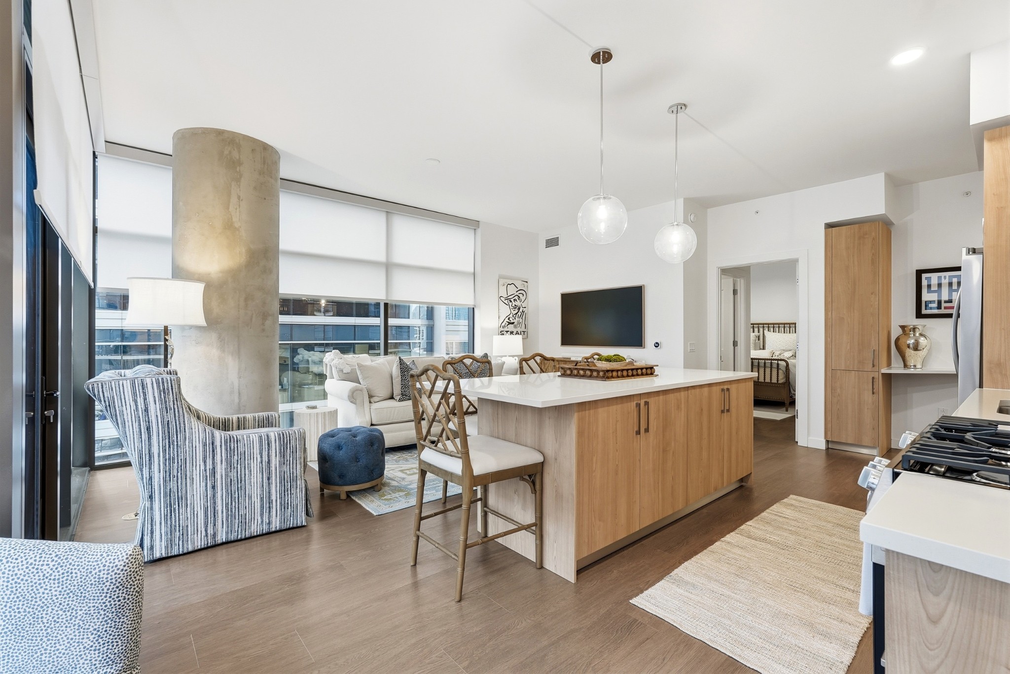 1212 Demonbreun St Unit: 1402