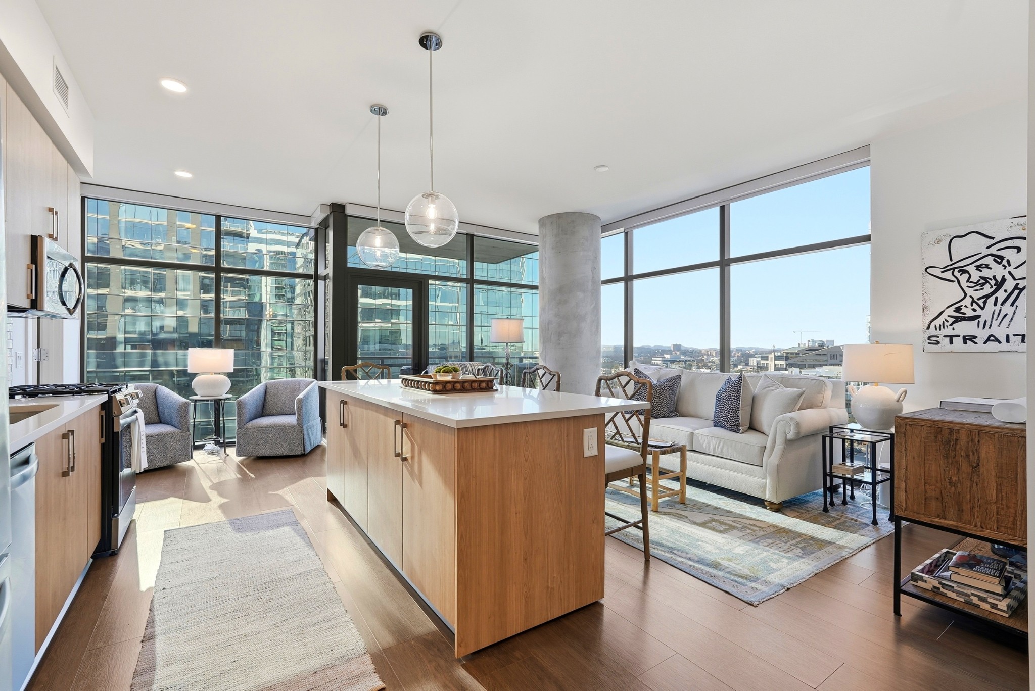 1212 Demonbreun St Unit: 1402