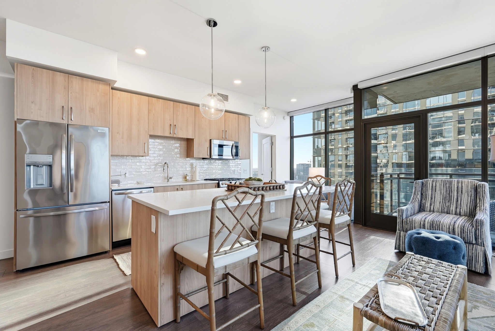 1212 Demonbreun St Unit: 1402