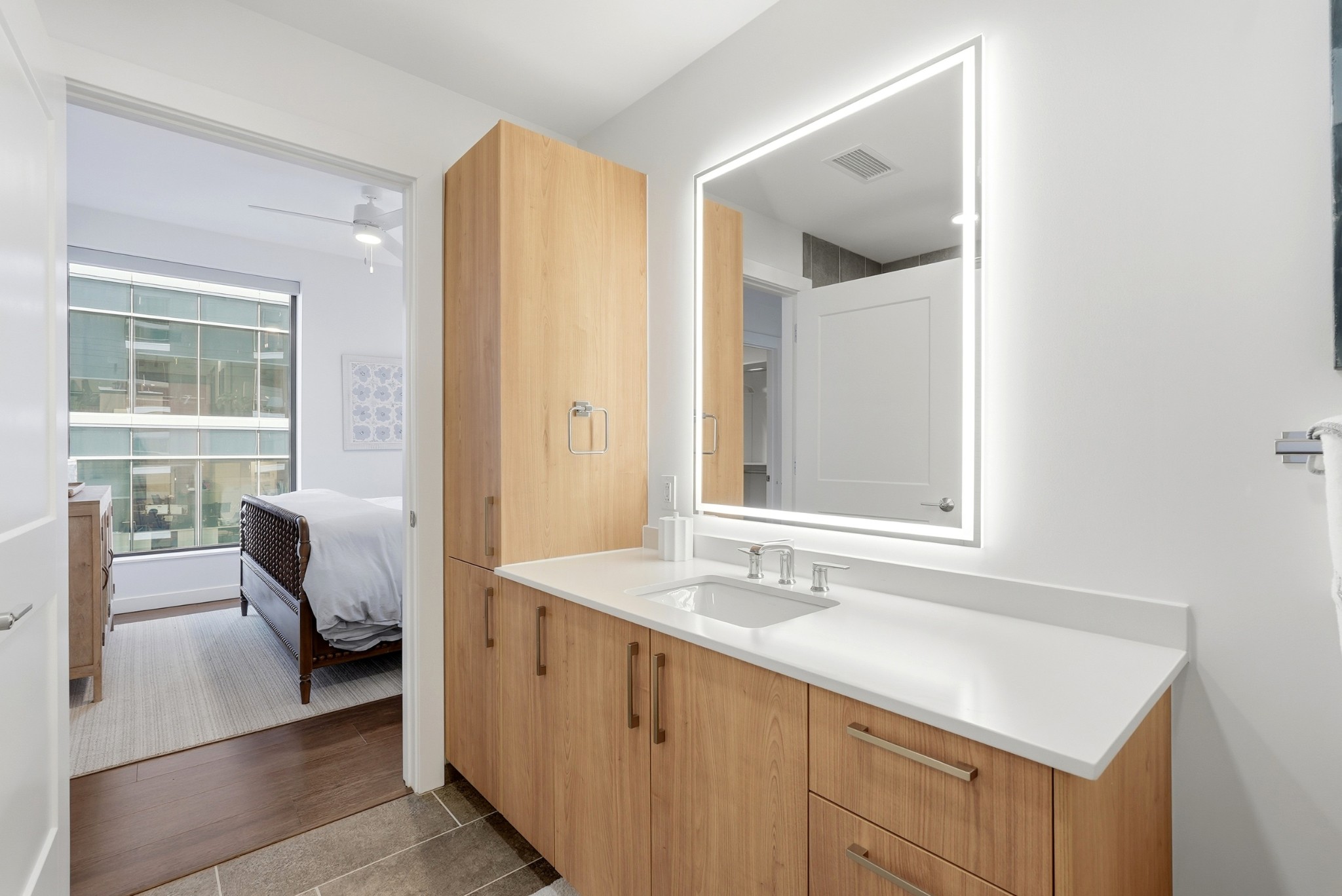 1212 Demonbreun St Unit: 1402