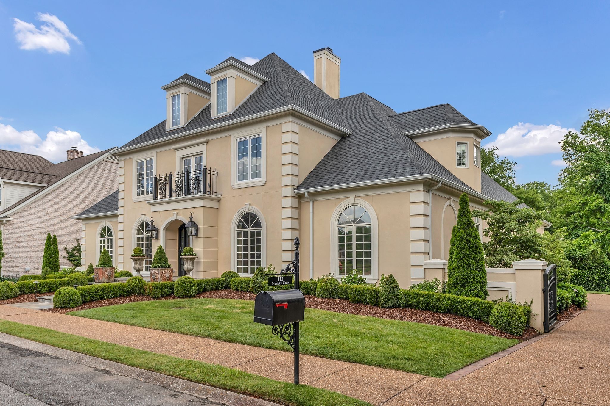 113 Middleton Circle