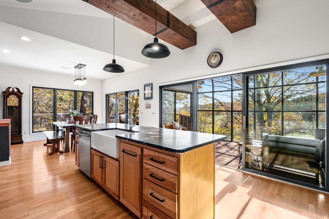 9467 Little East Fork Rd