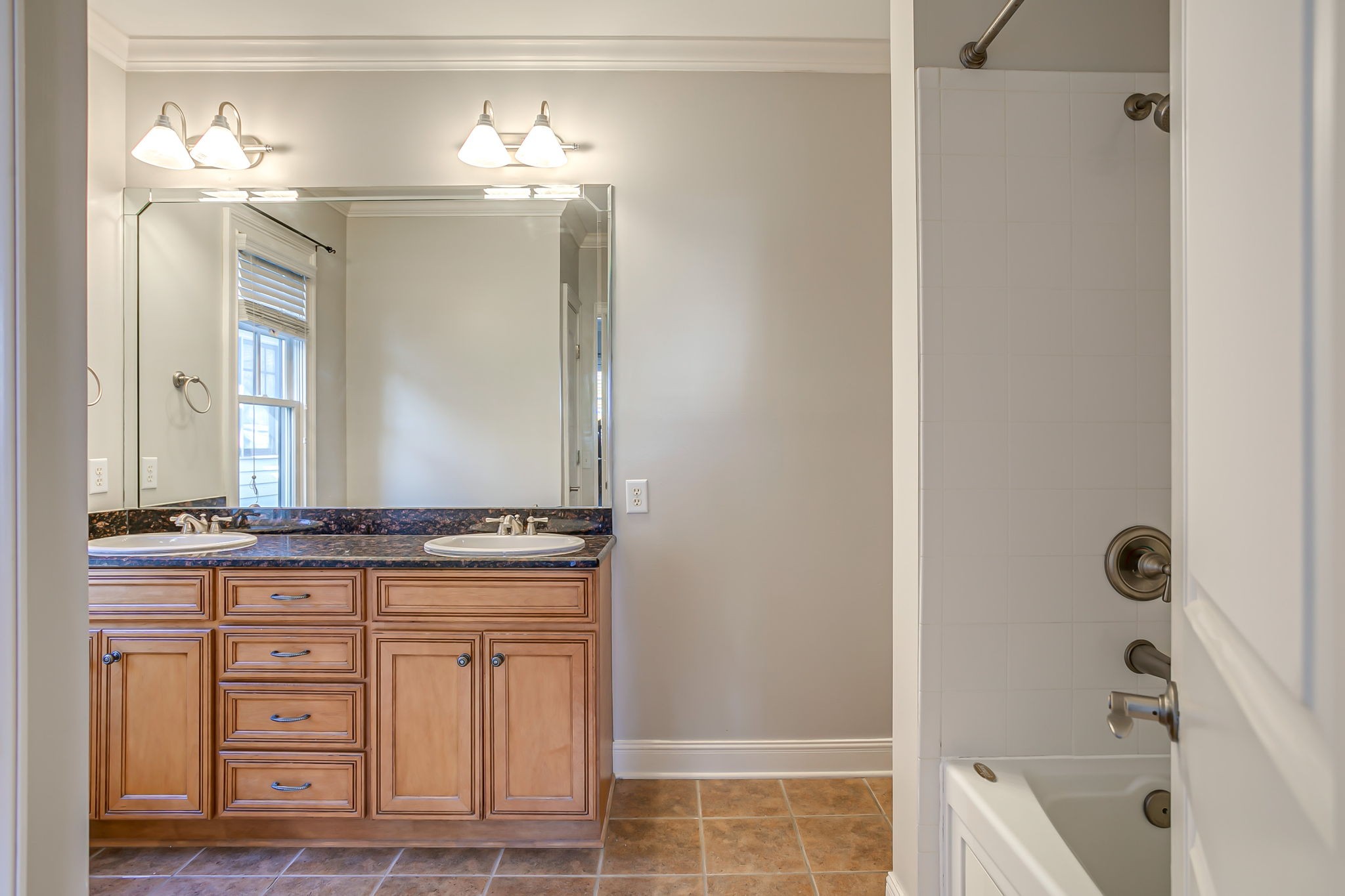 4210 Hillsboro Pike, NE Unit: 211