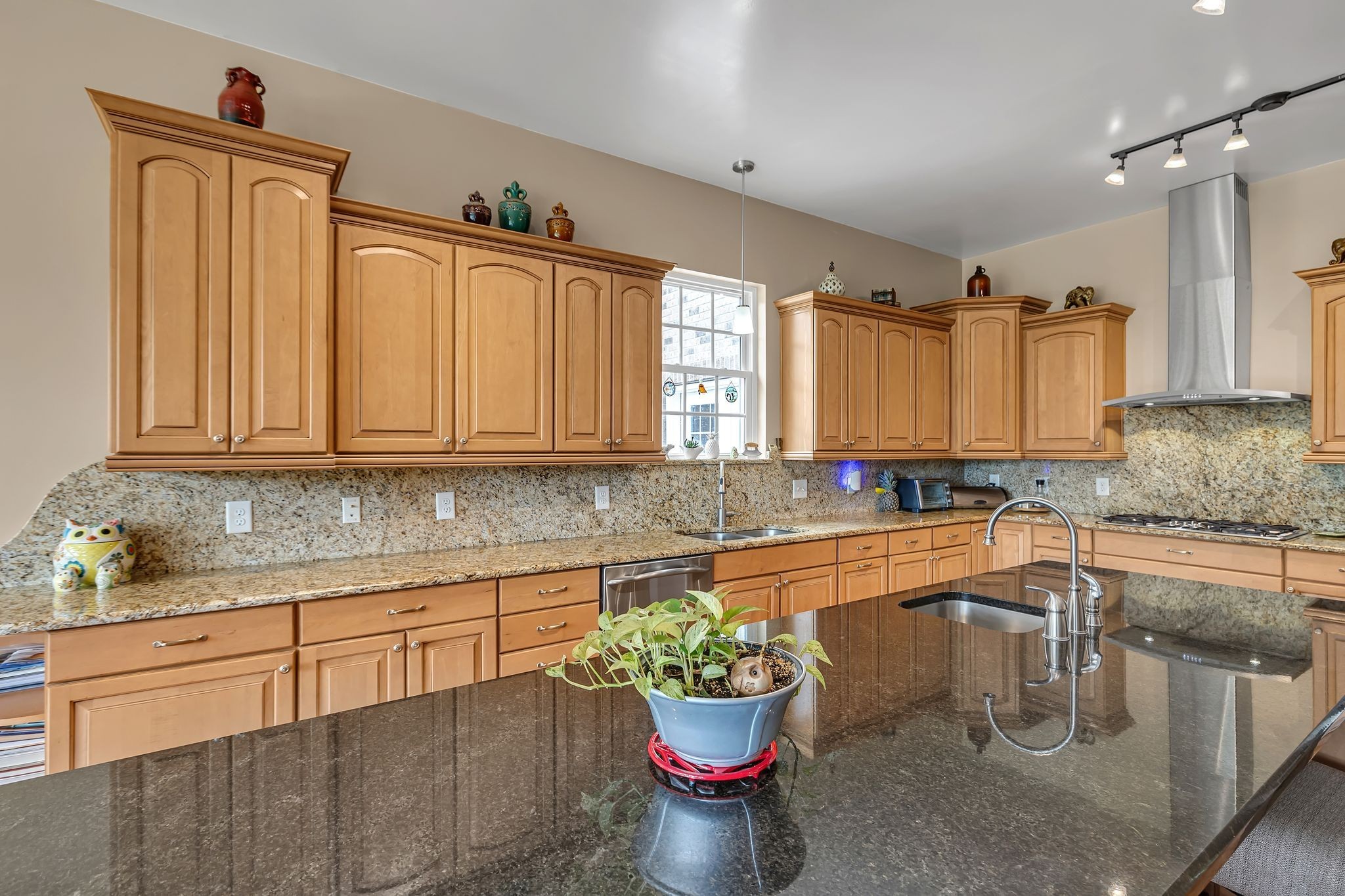 790 Blooming Grove Rd