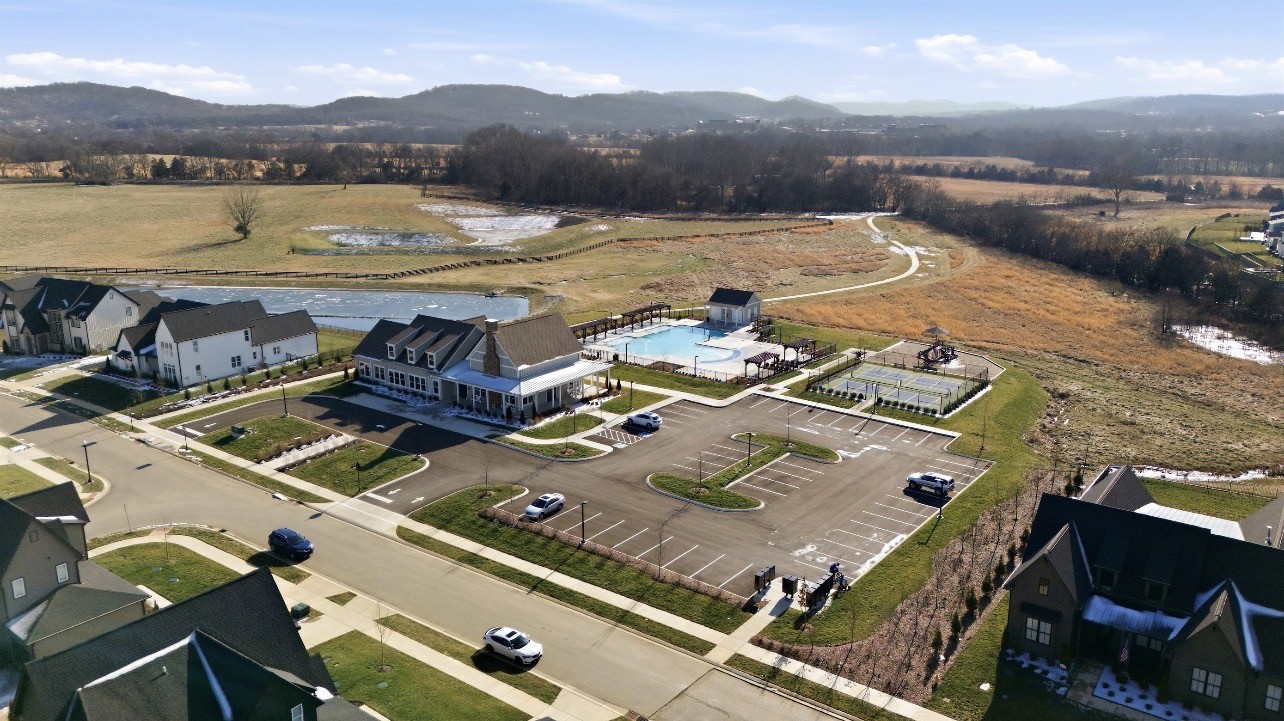 7017 Lampkins Crossing Dr