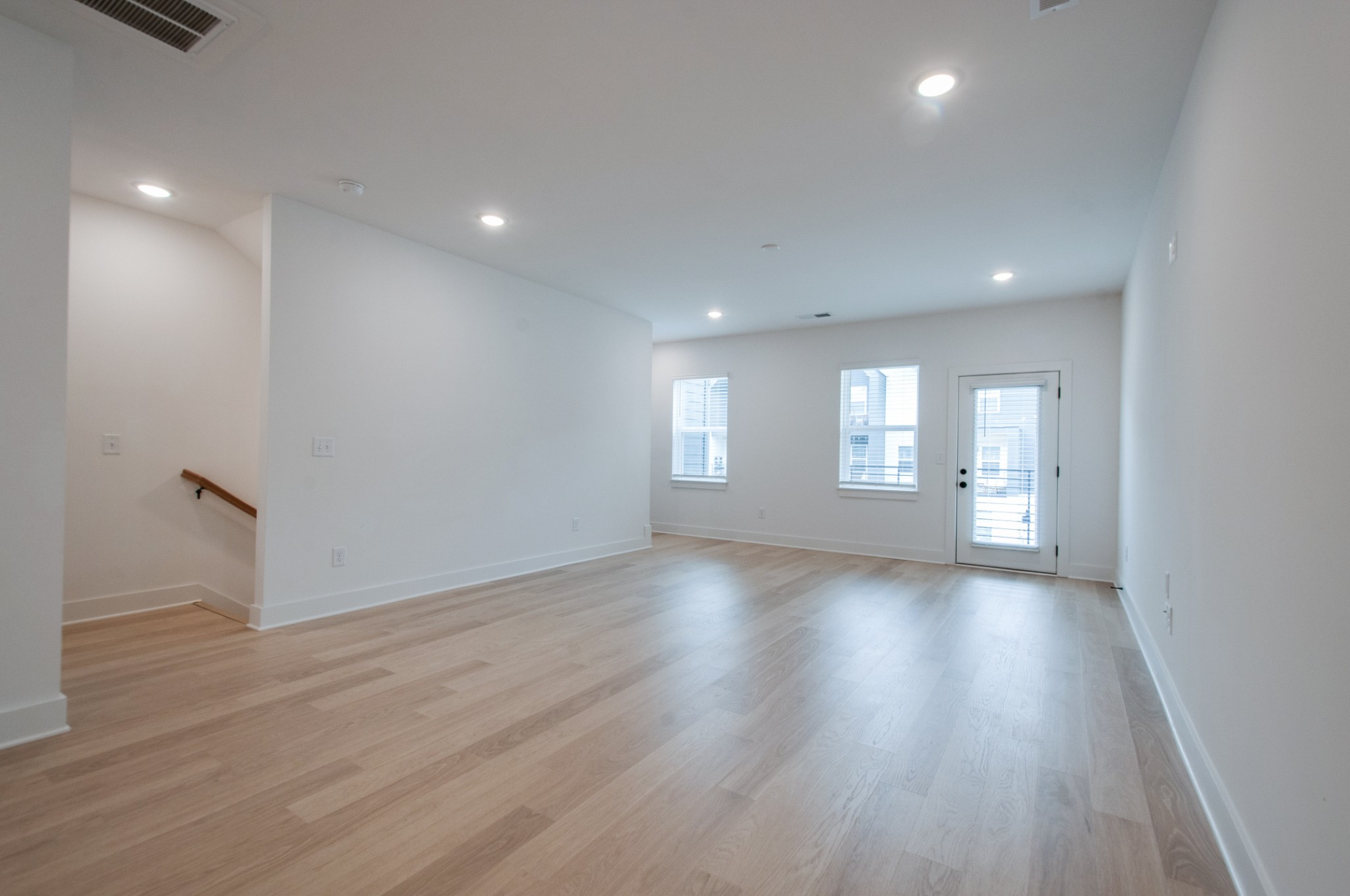 440 Markham St Unit: 24