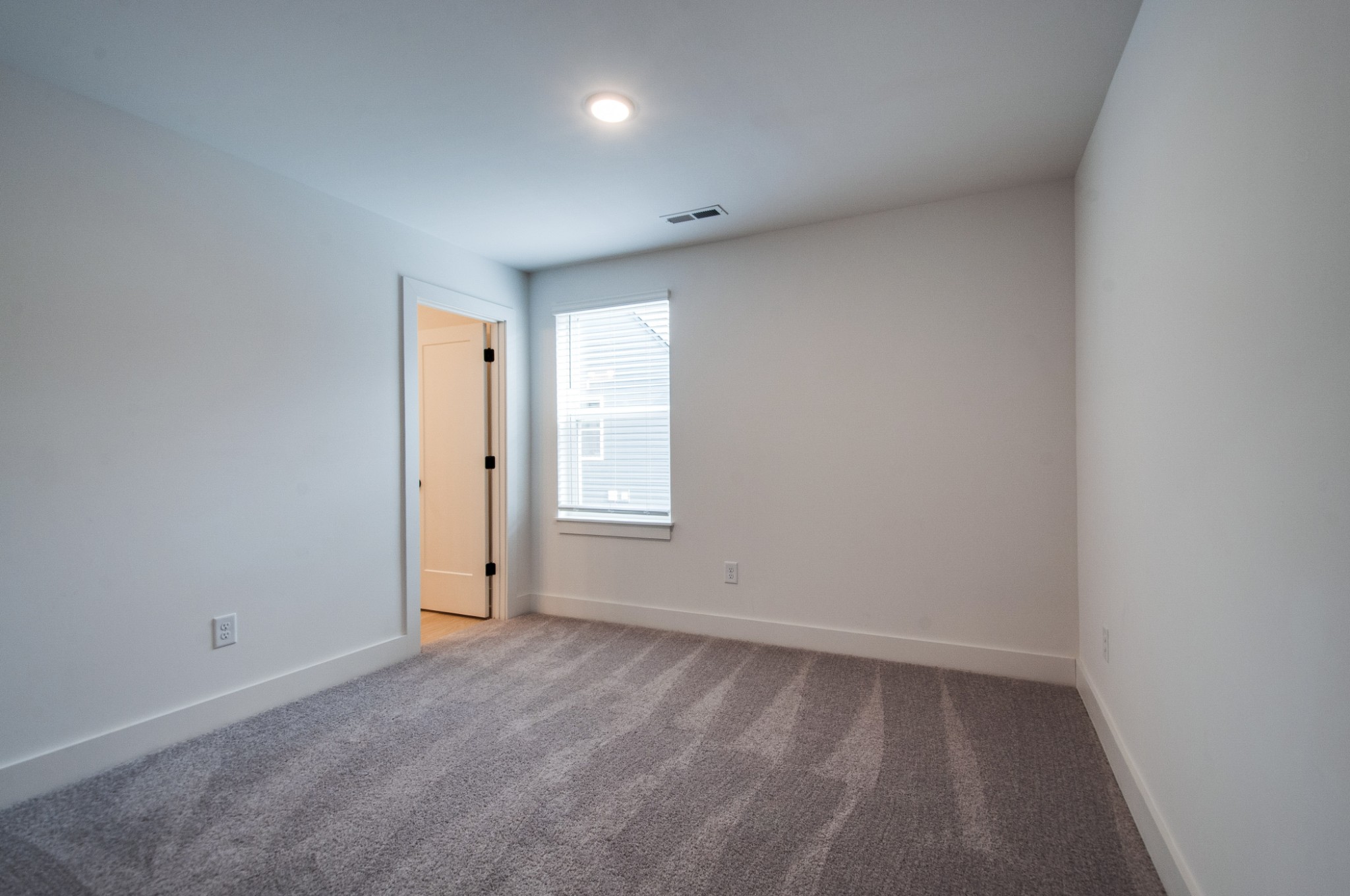 440 Markham St Unit: 24