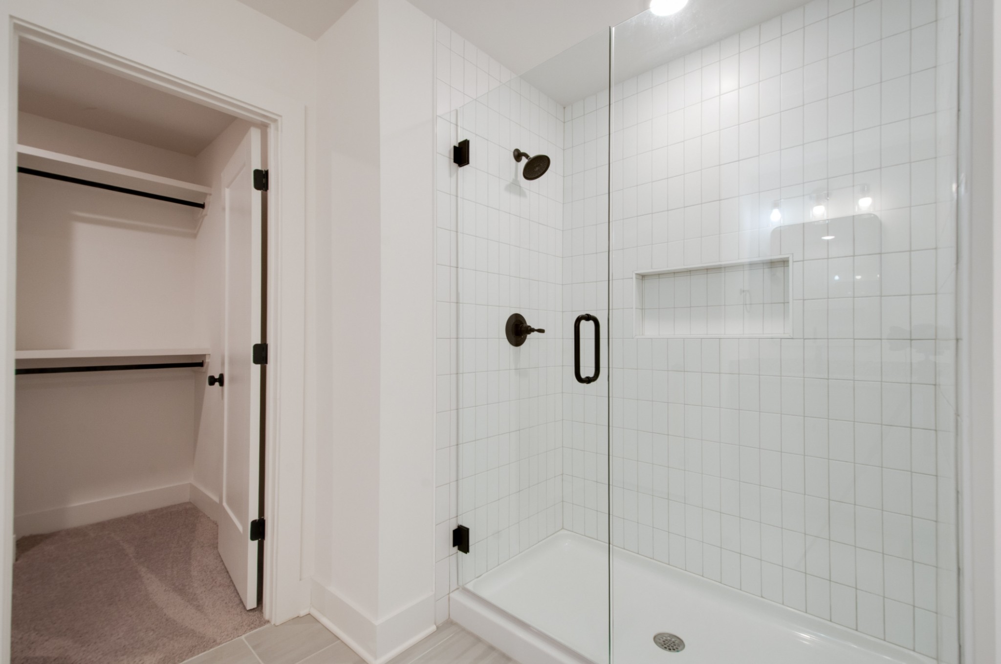 440 Markham St Unit: 24