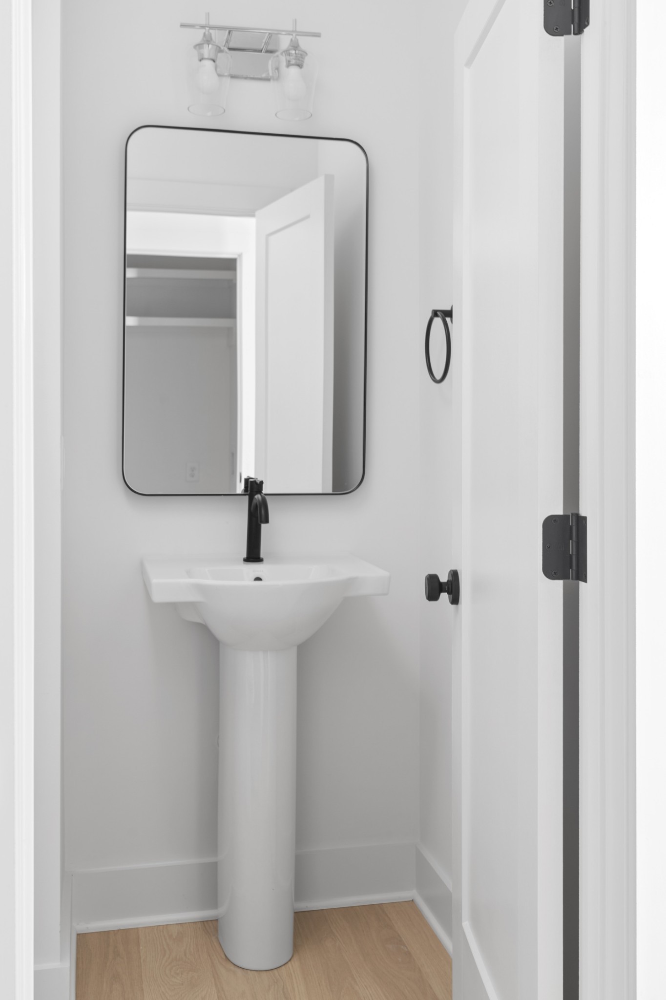 440 Markham St Unit: 24