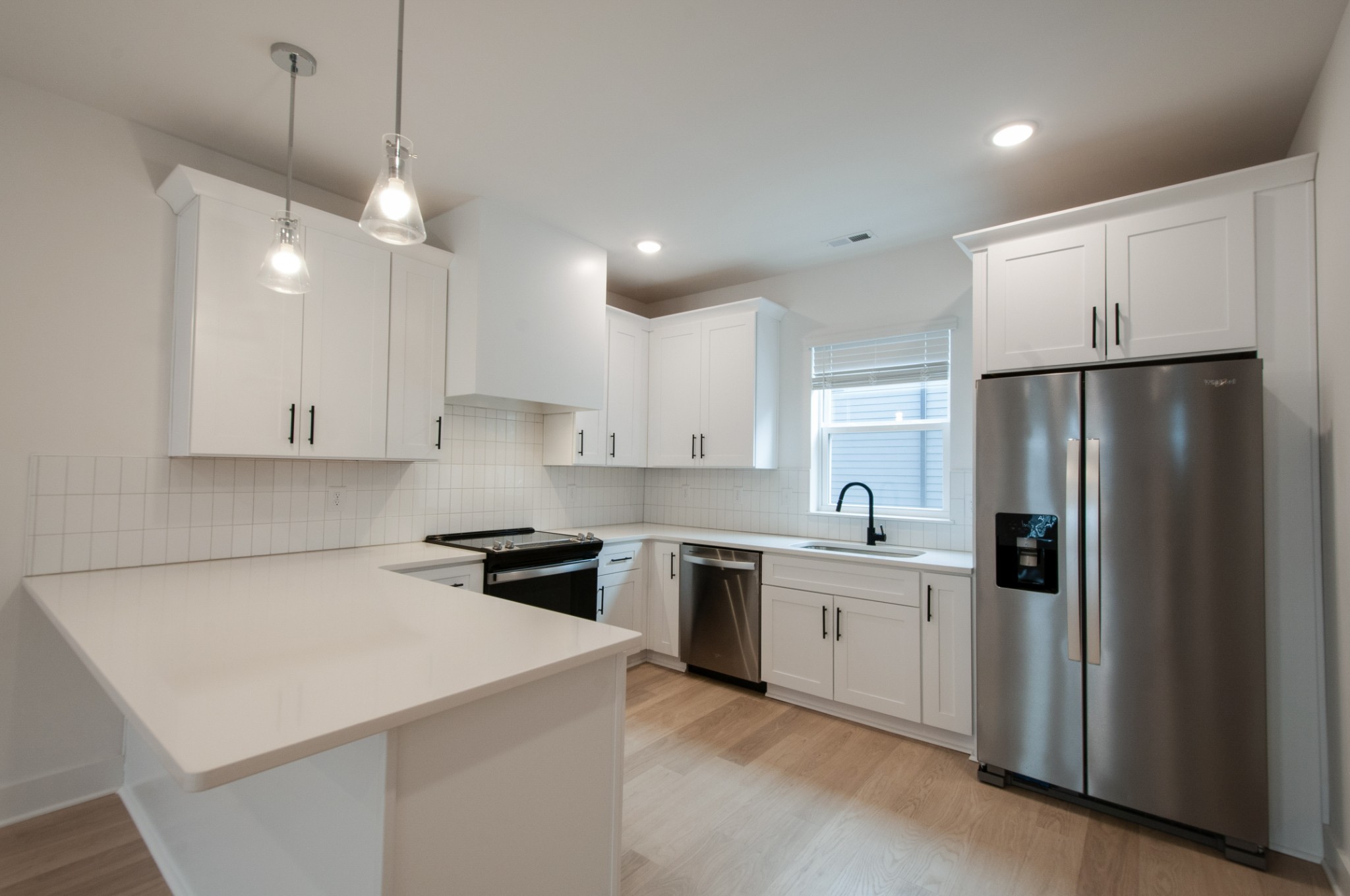 440 Markham St Unit: 24