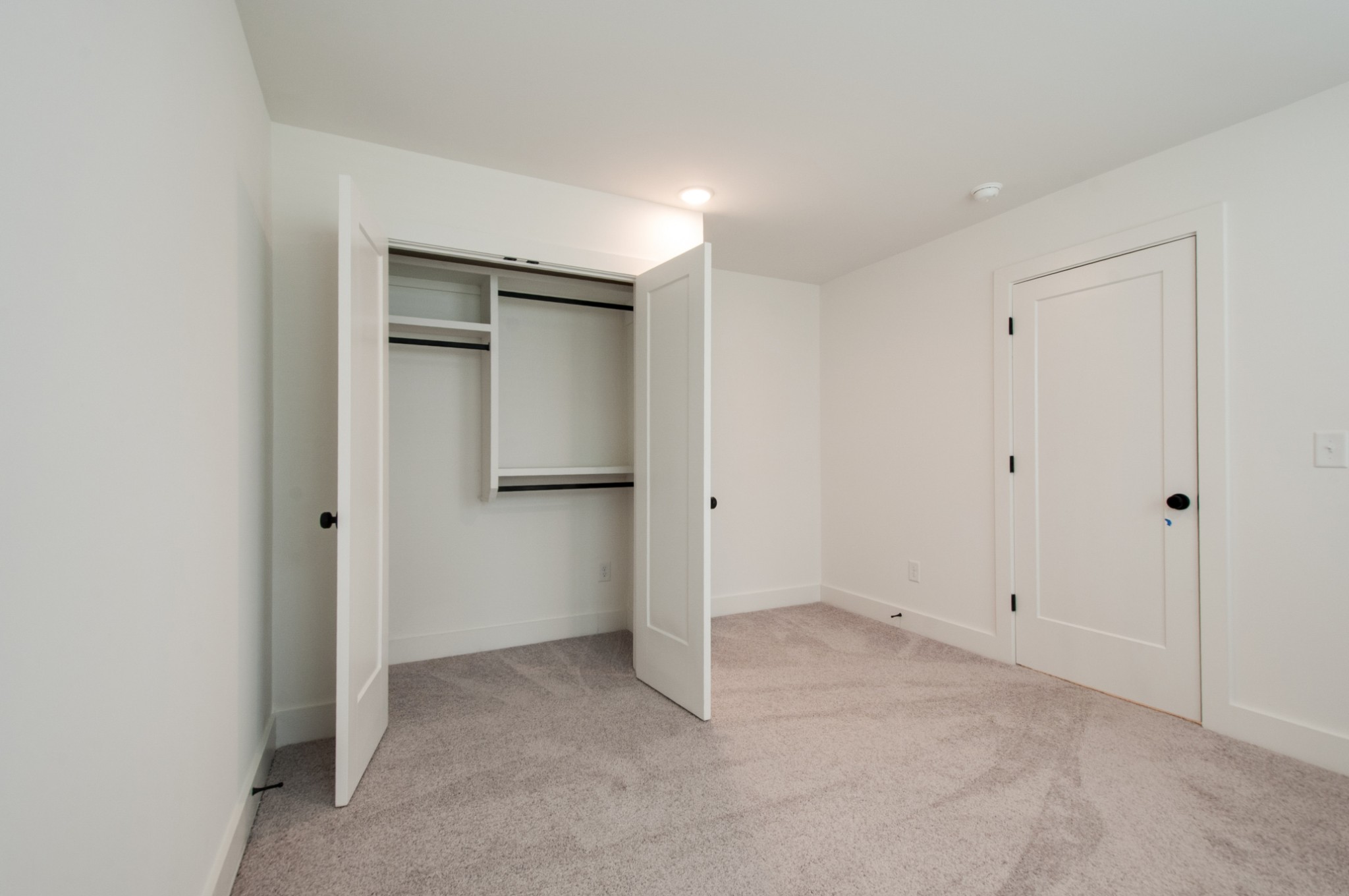 440 Markham St Unit: 24