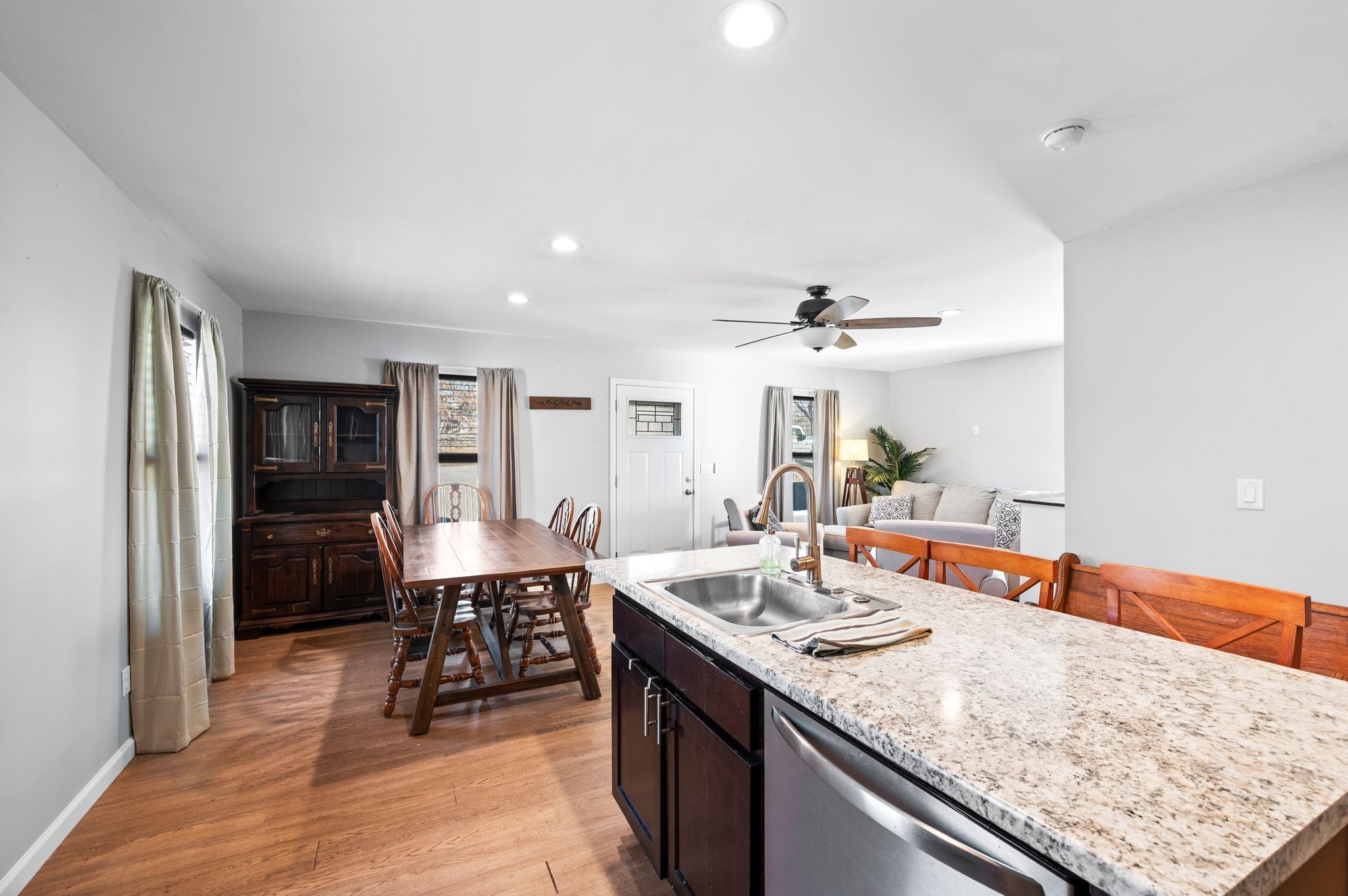 118 Brinkley St