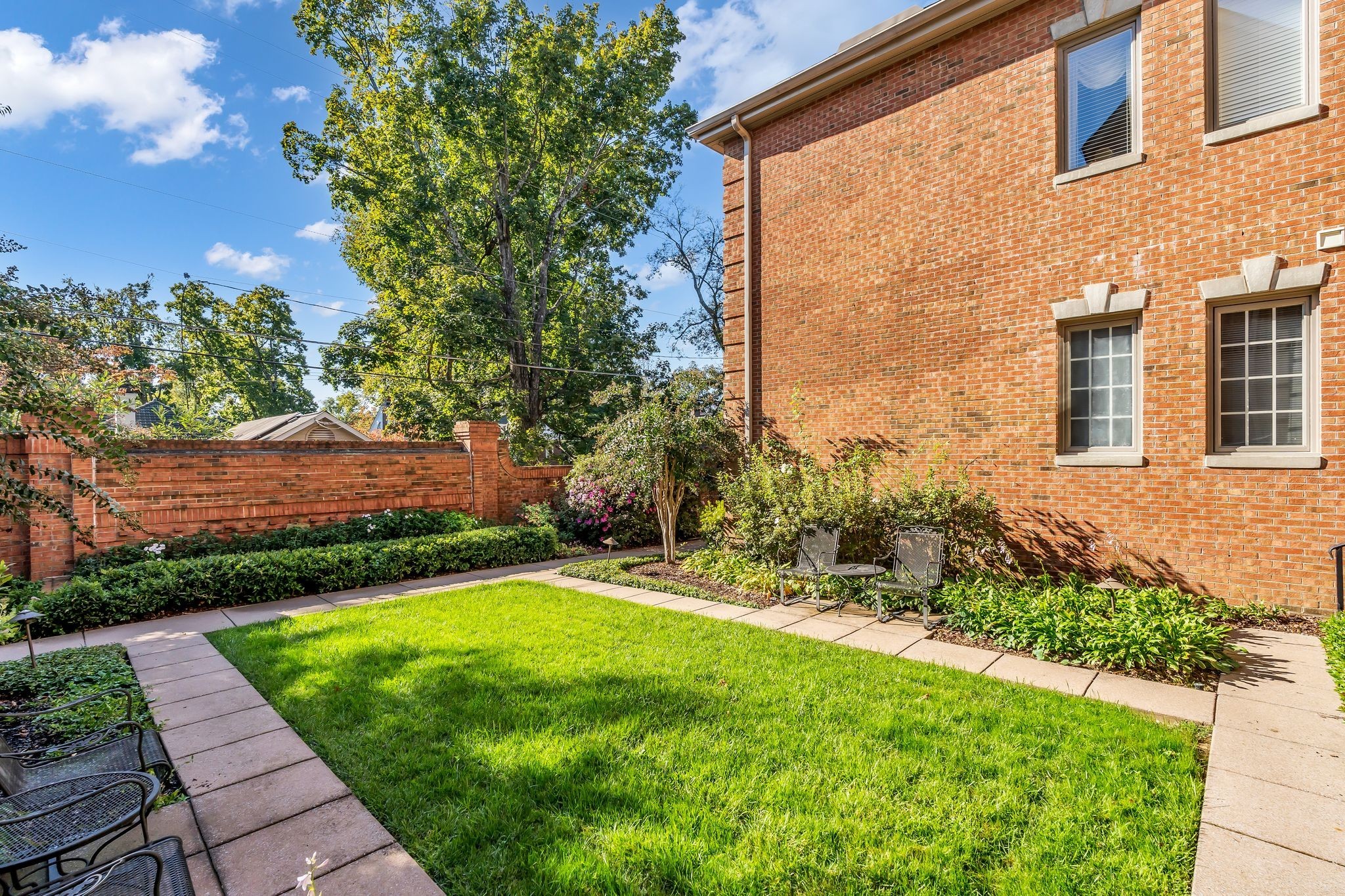 3733 West End Ave Unit: 101