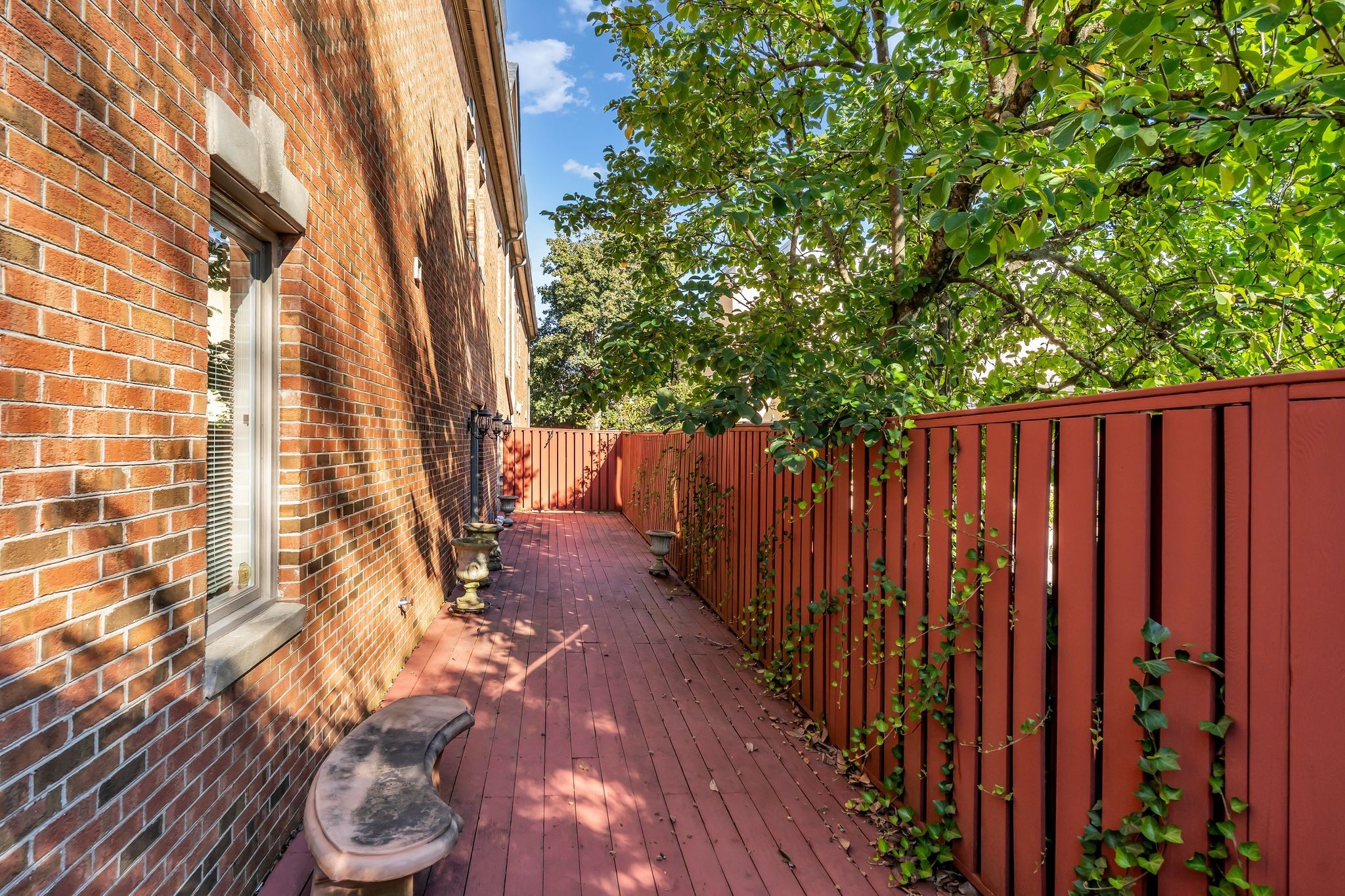 3733 West End Ave Unit: 101