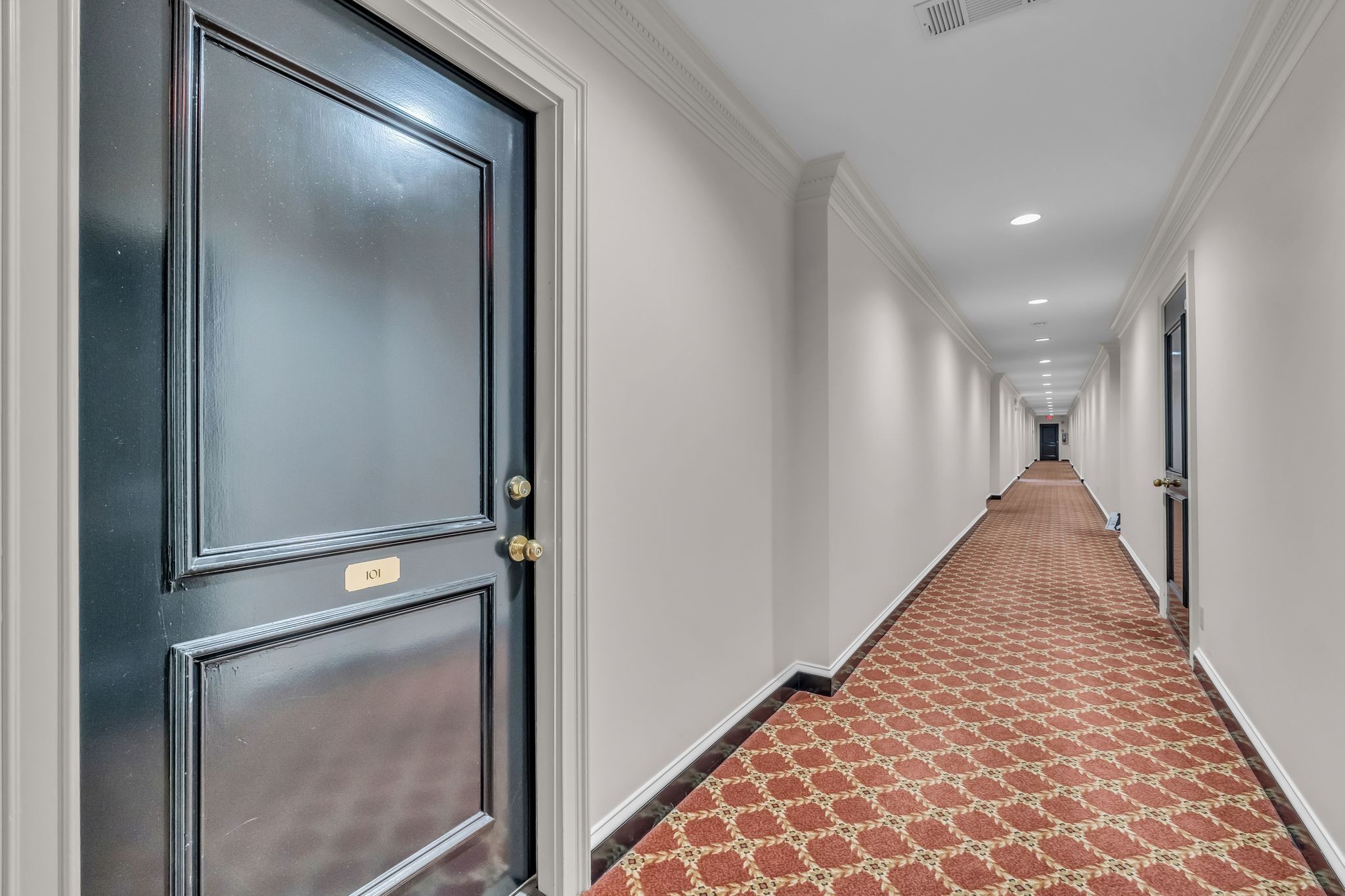 3733 West End Ave Unit: 101