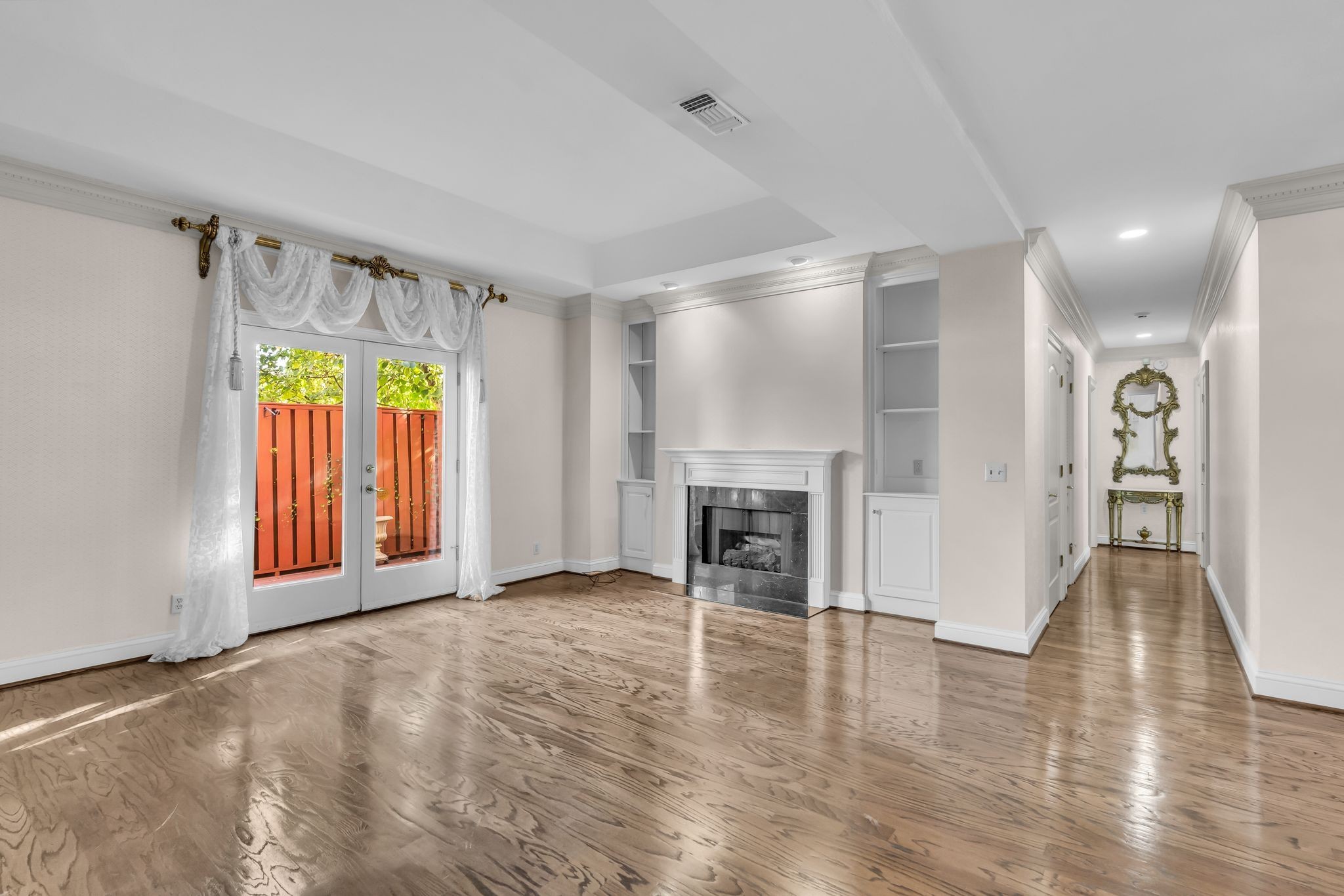 3733 West End Ave Unit: 101