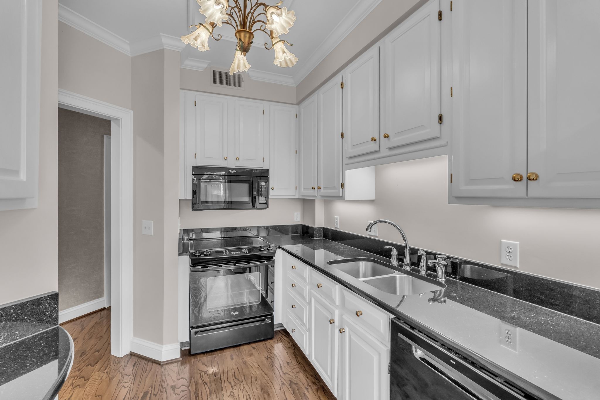 3733 West End Ave Unit: 101