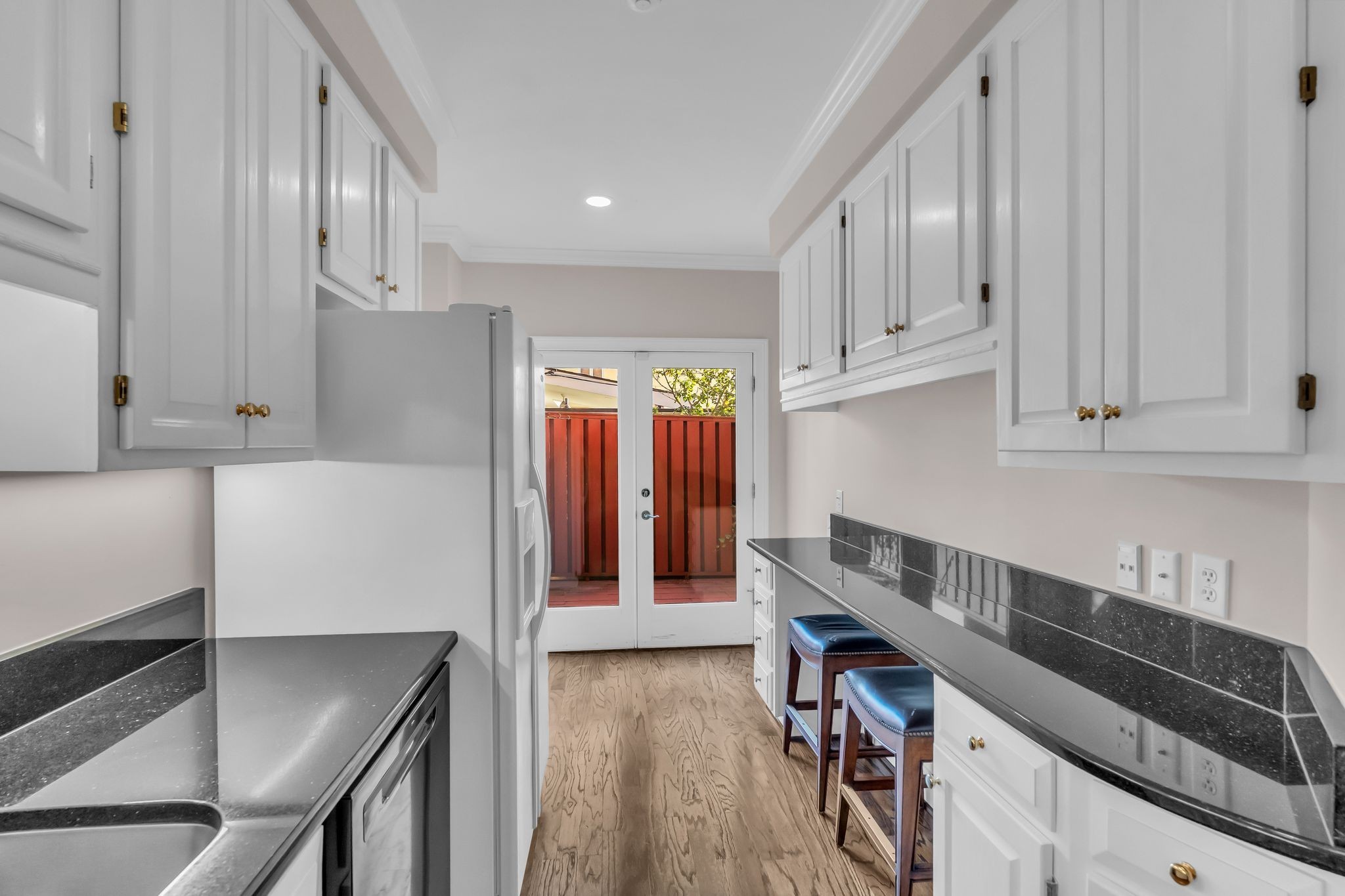 3733 West End Ave Unit: 101