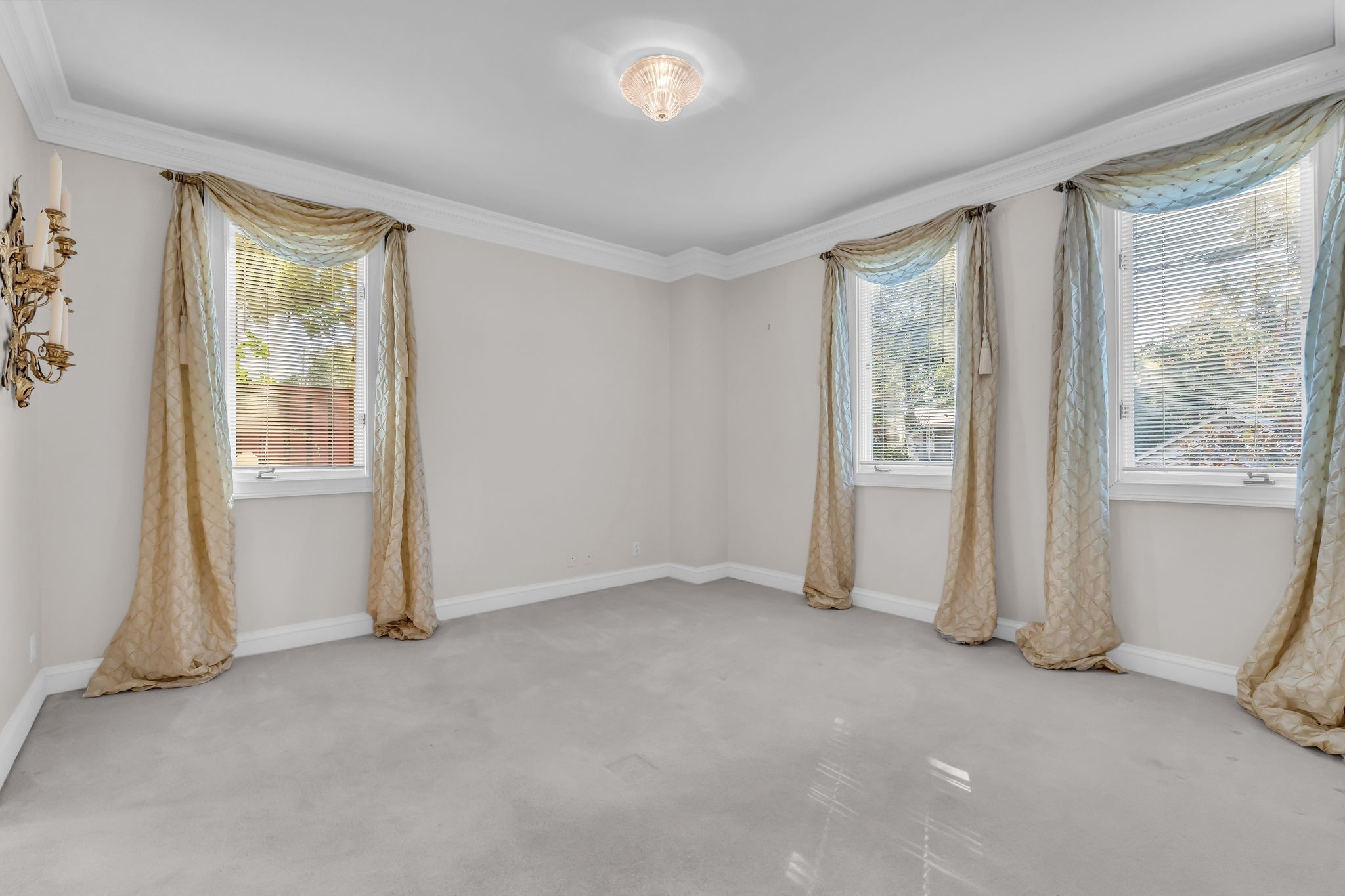 3733 West End Ave Unit: 101