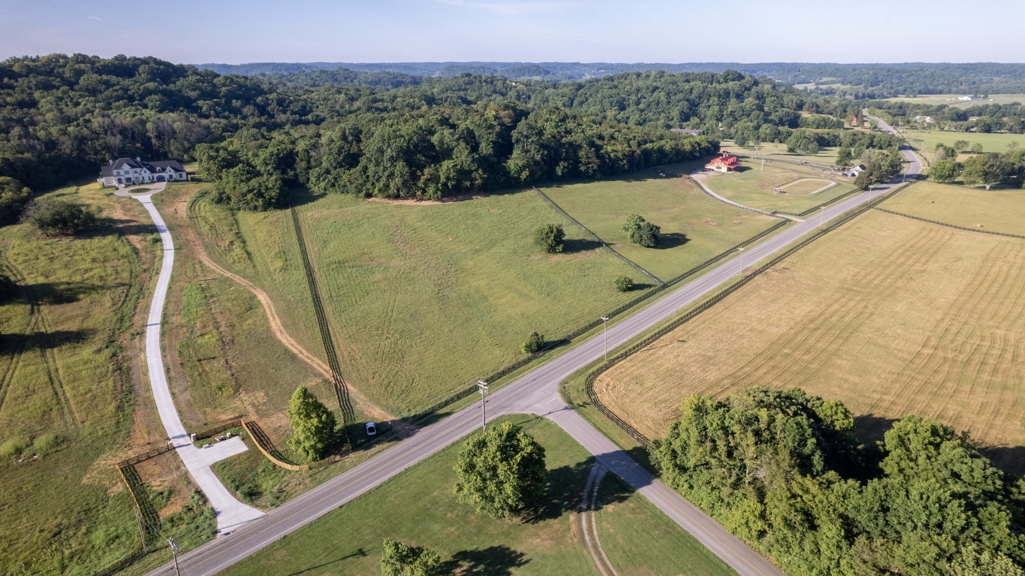 3076 Carters Creek Pk