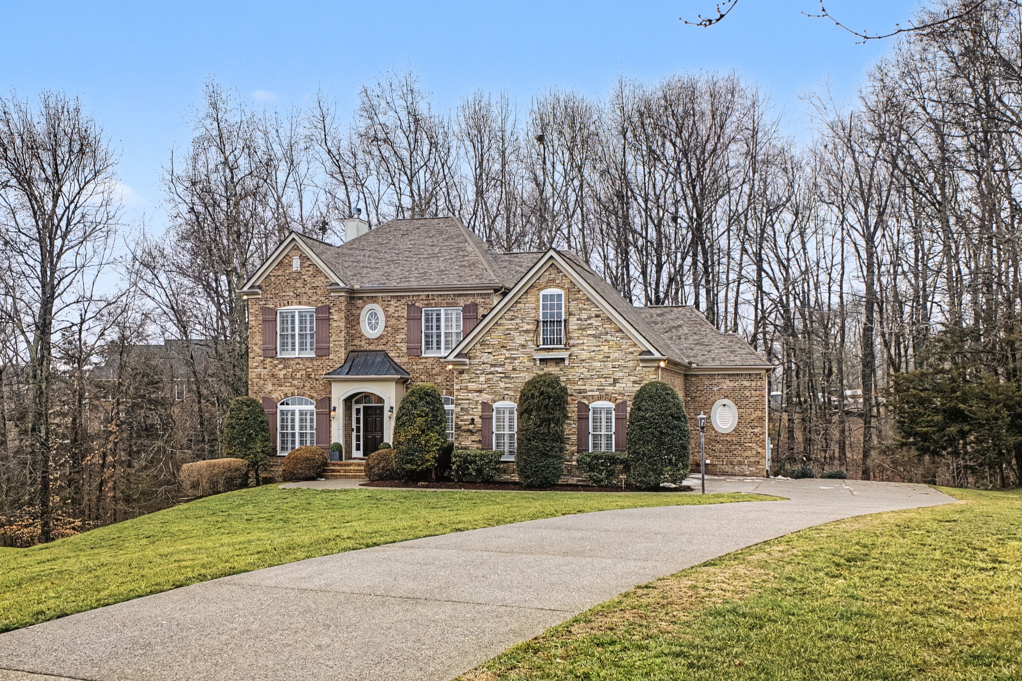 871 Arlington Heights Dr