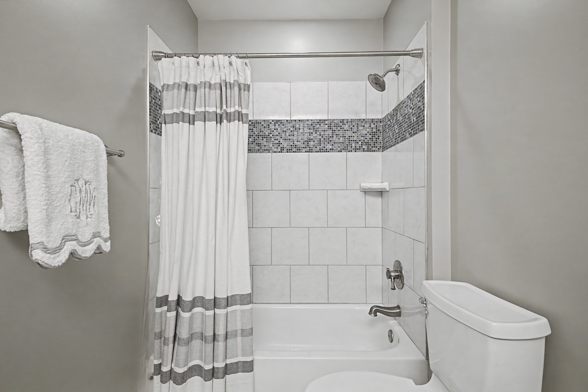 871 Arlington Heights Dr