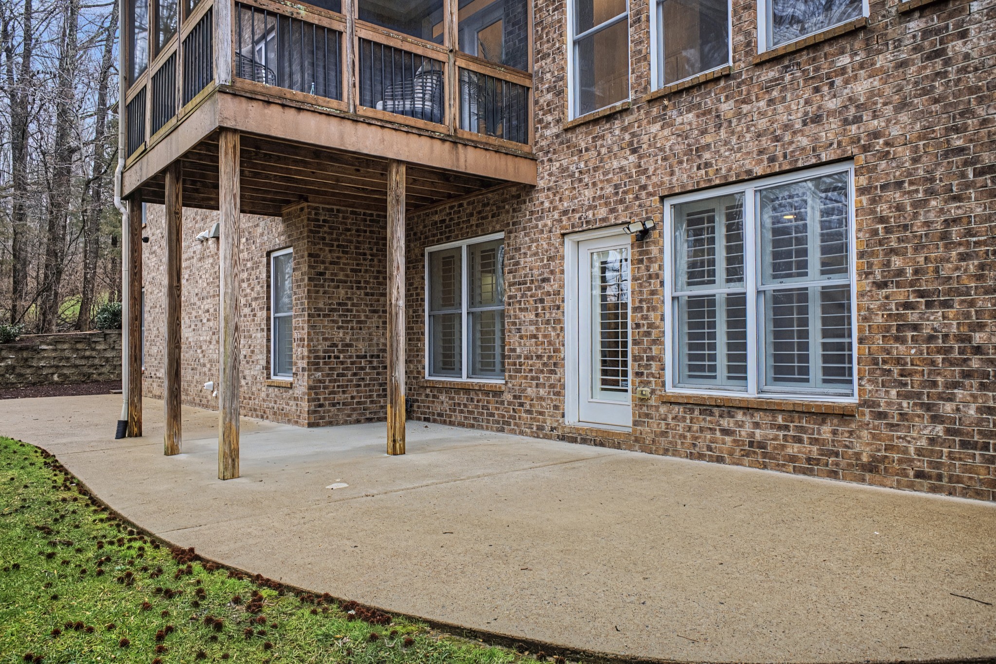 871 Arlington Heights Dr