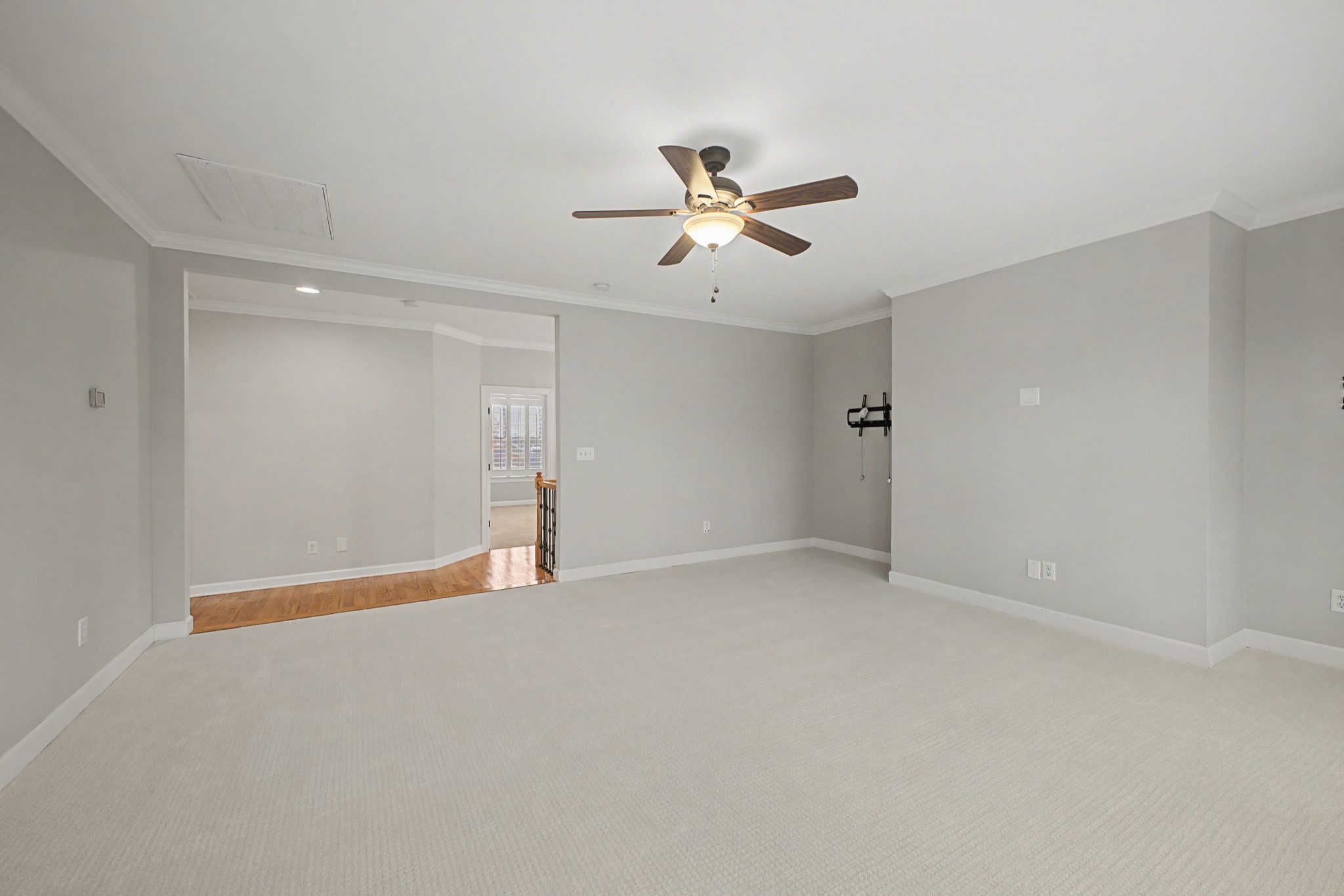 871 Arlington Heights Dr