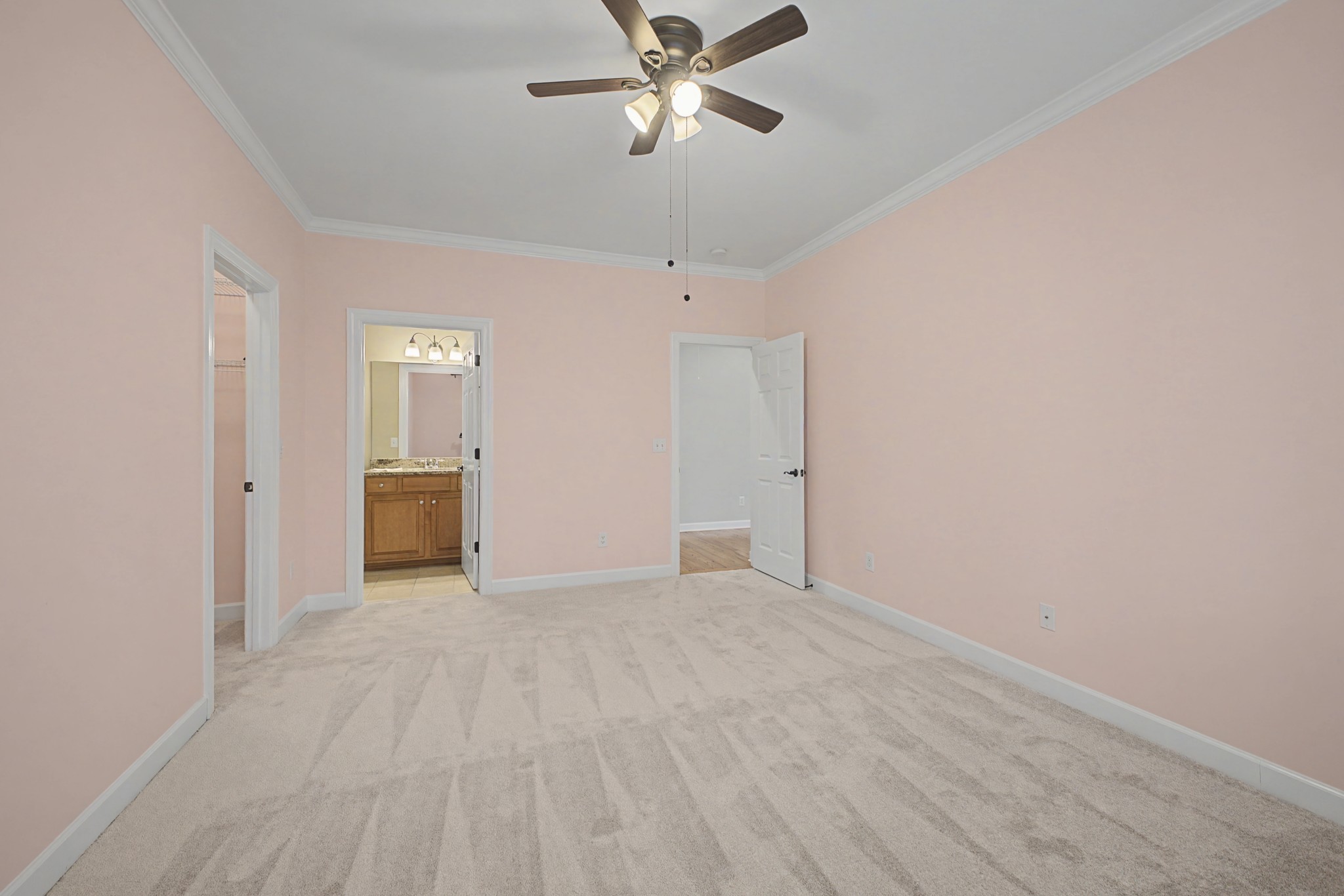 871 Arlington Heights Dr