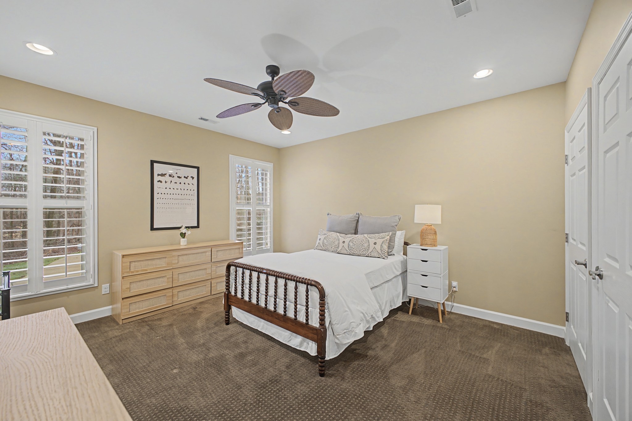 871 Arlington Heights Dr