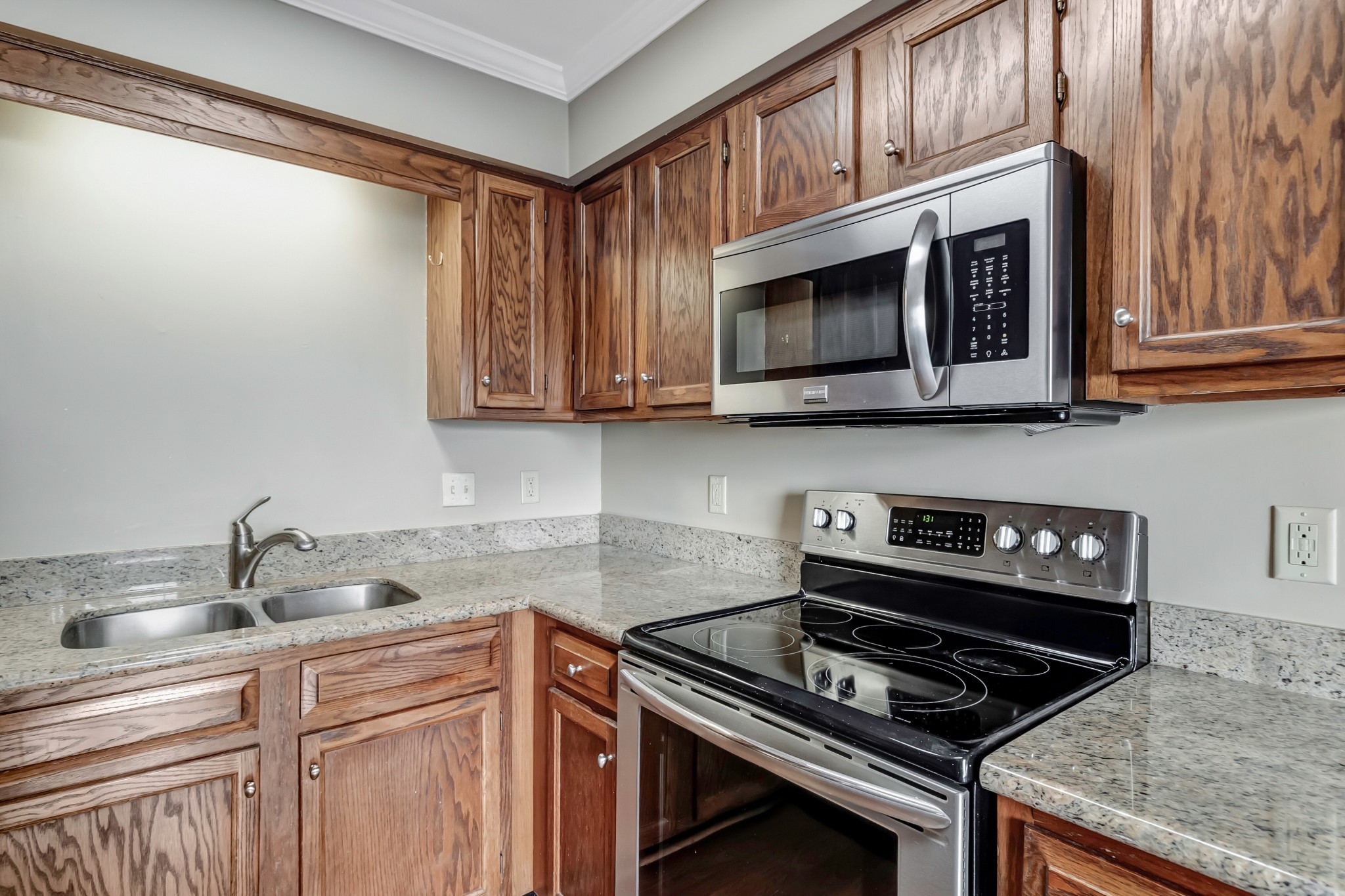 1217 Carriage Park Dr Unit: 1217