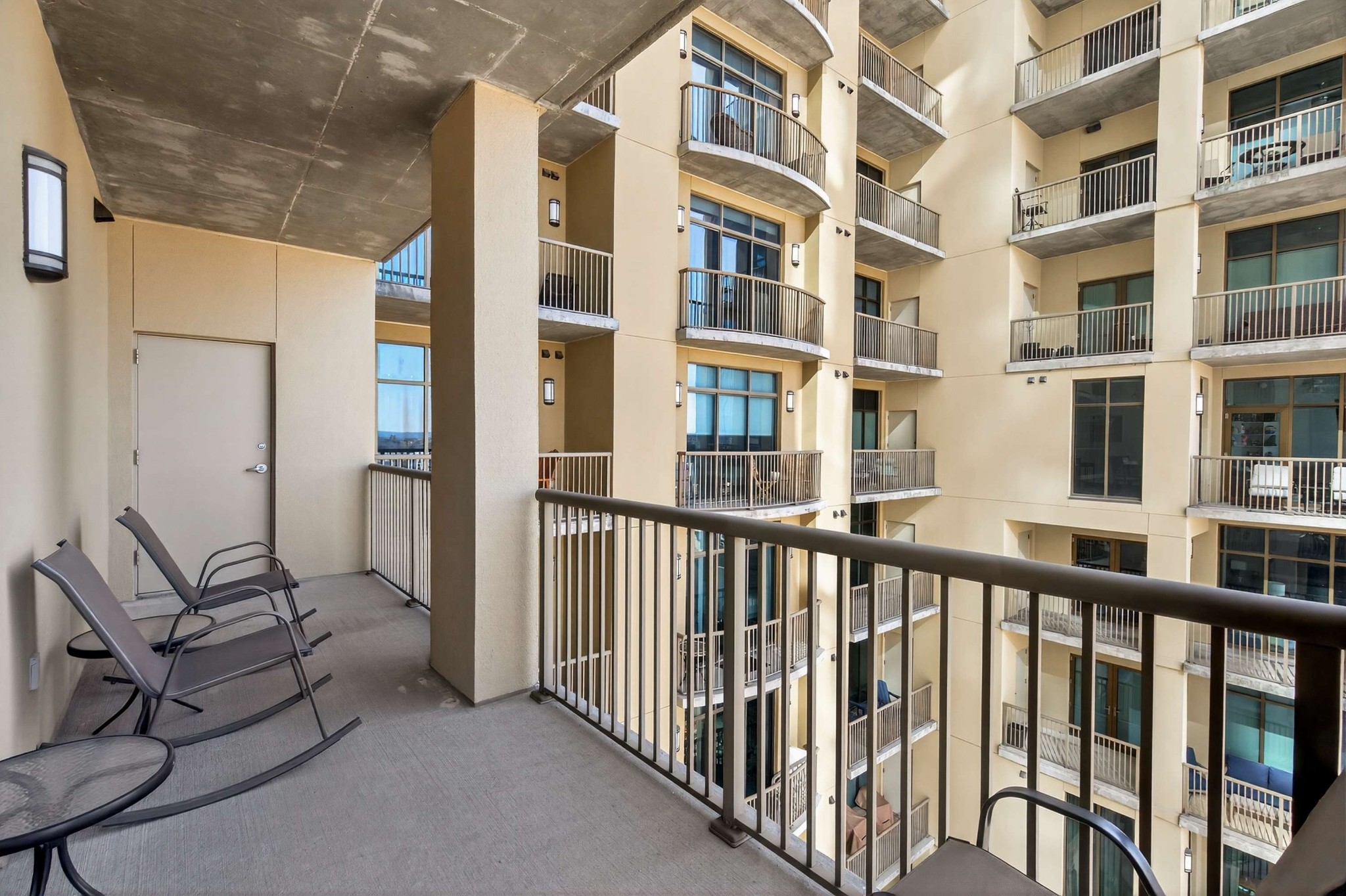 1510 Demonbreun St Unit: 904