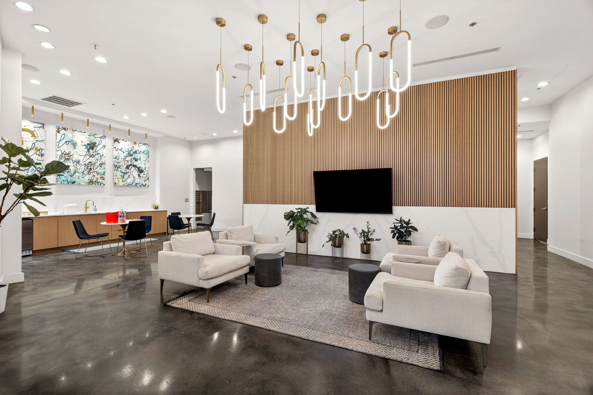 1510 Demonbreun St Unit: 904