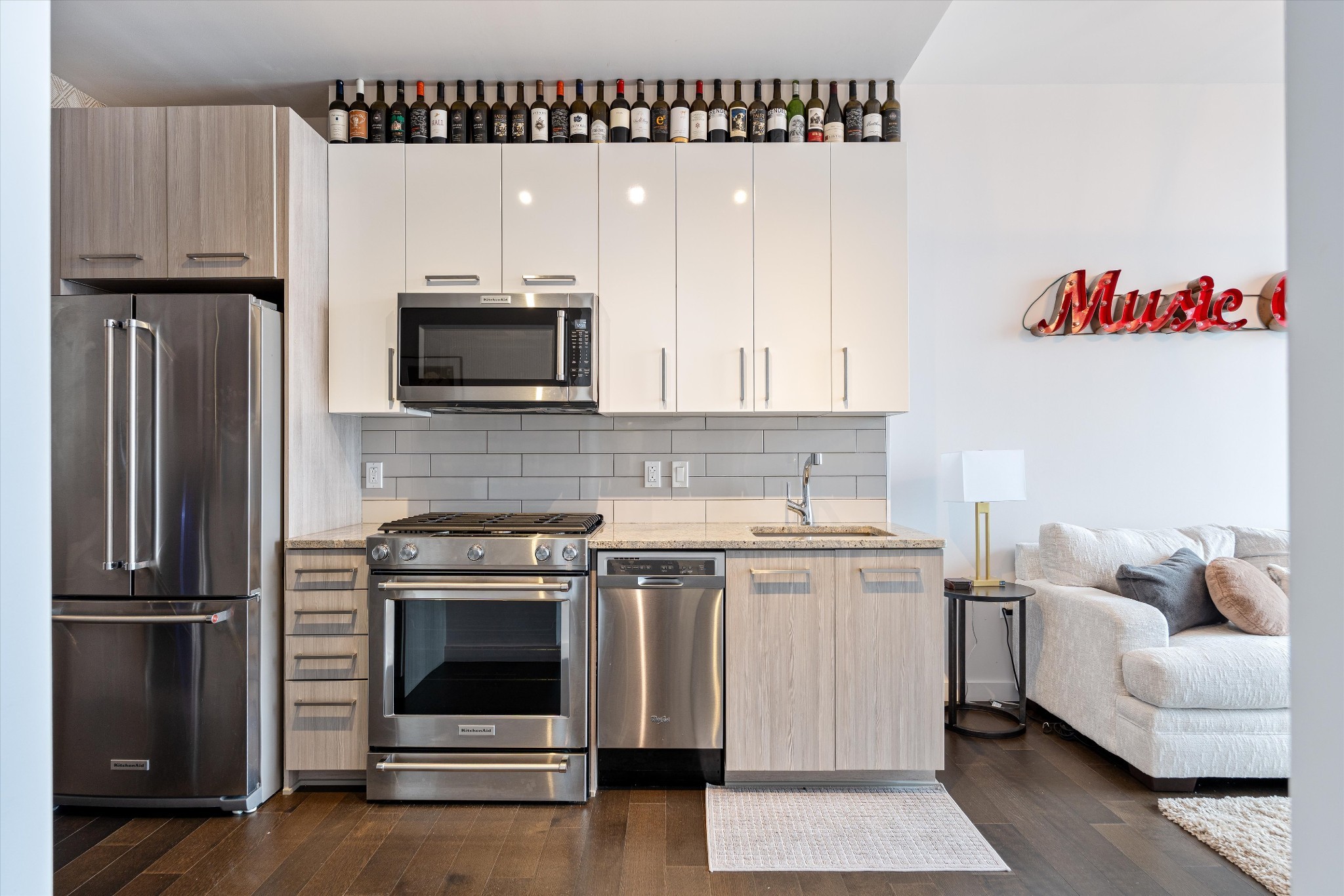 515 Church St Unit: 4102