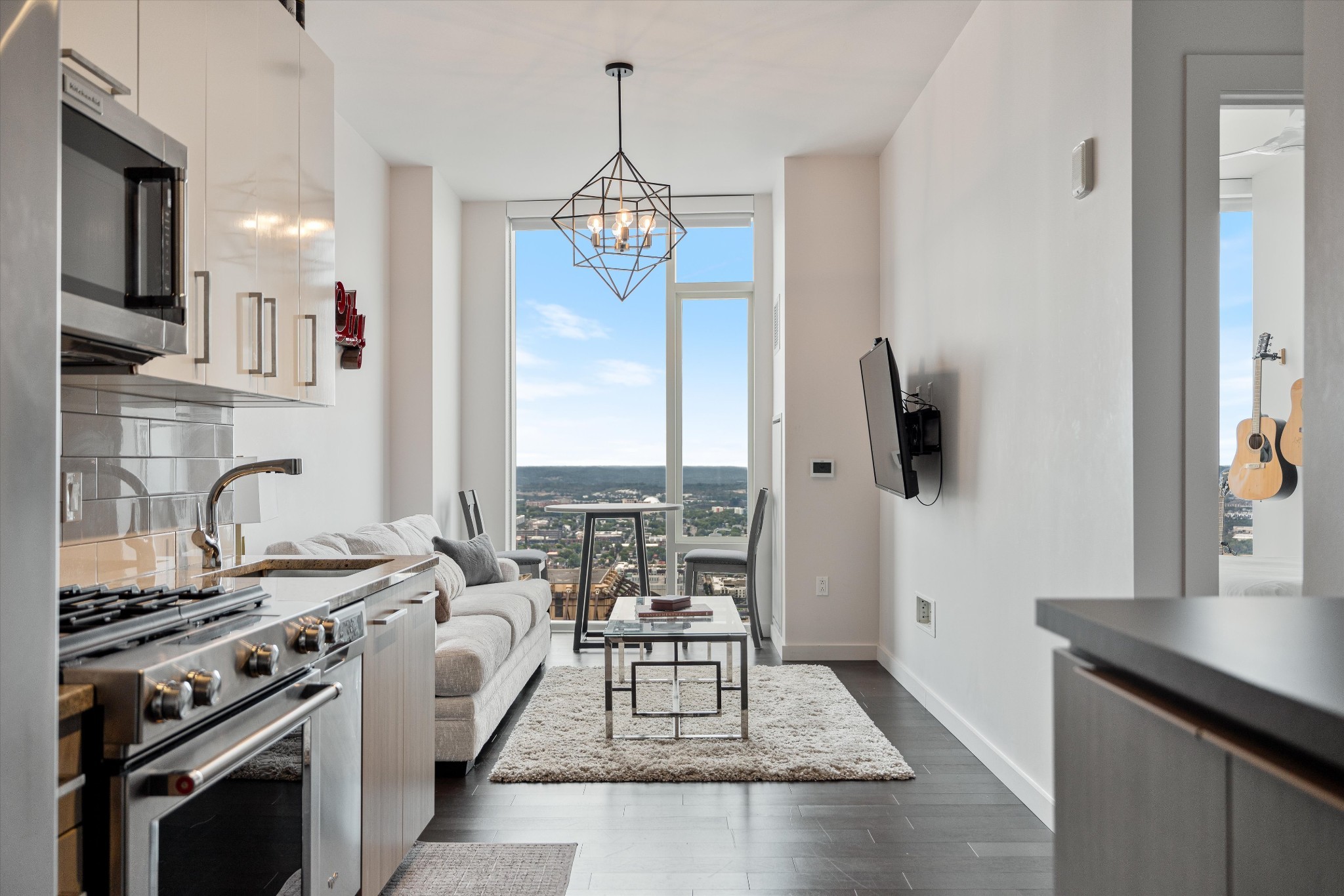 515 Church St Unit: 4102