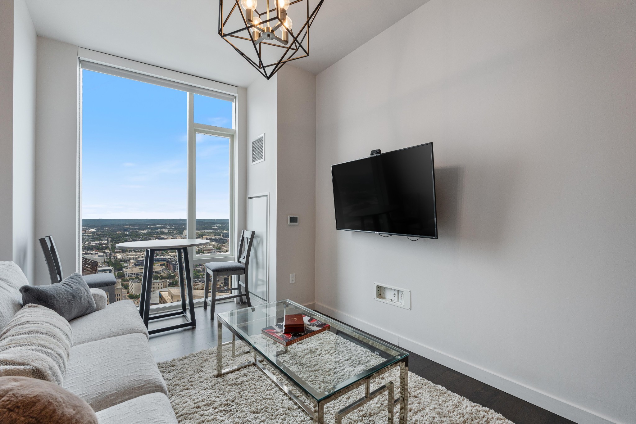 515 Church St Unit: 4102