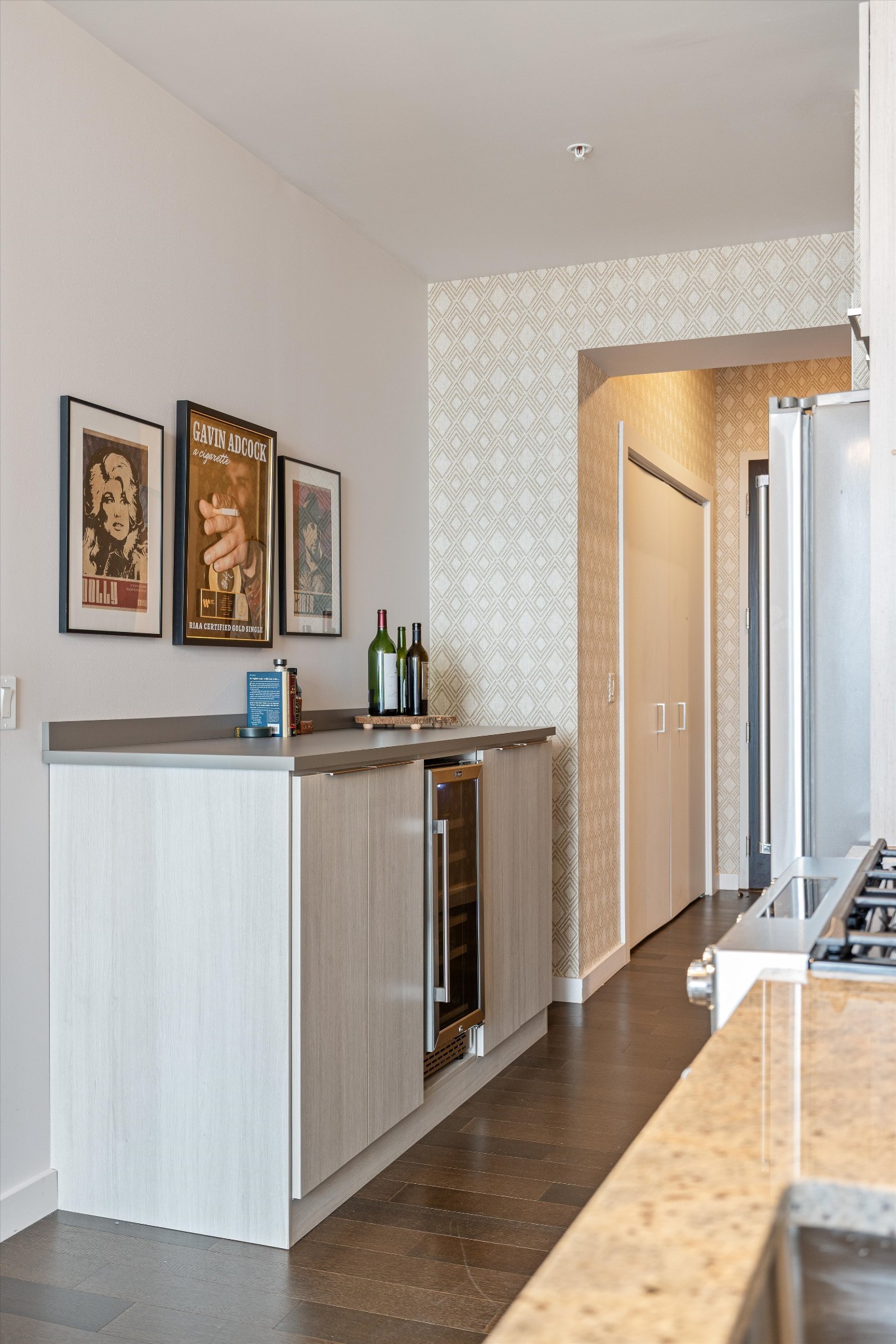 515 Church St Unit: 4102