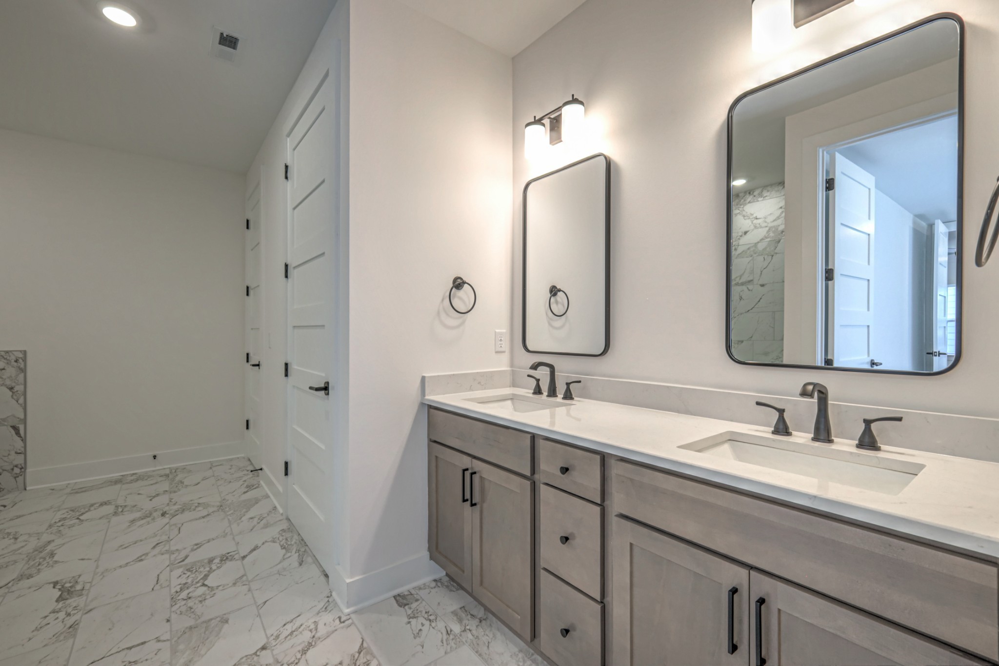 8025 Headwaters Drive