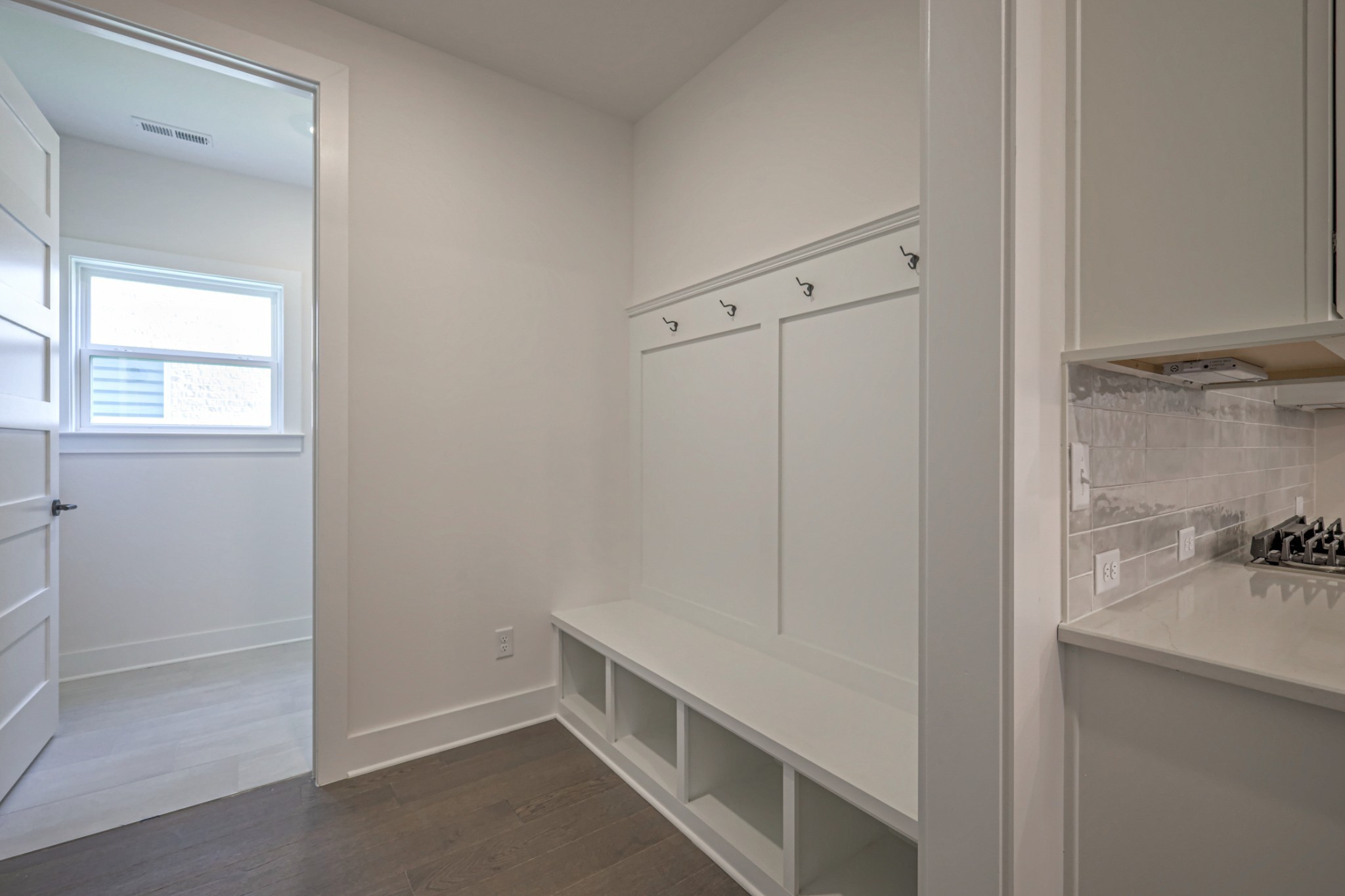 8025 Headwaters Drive