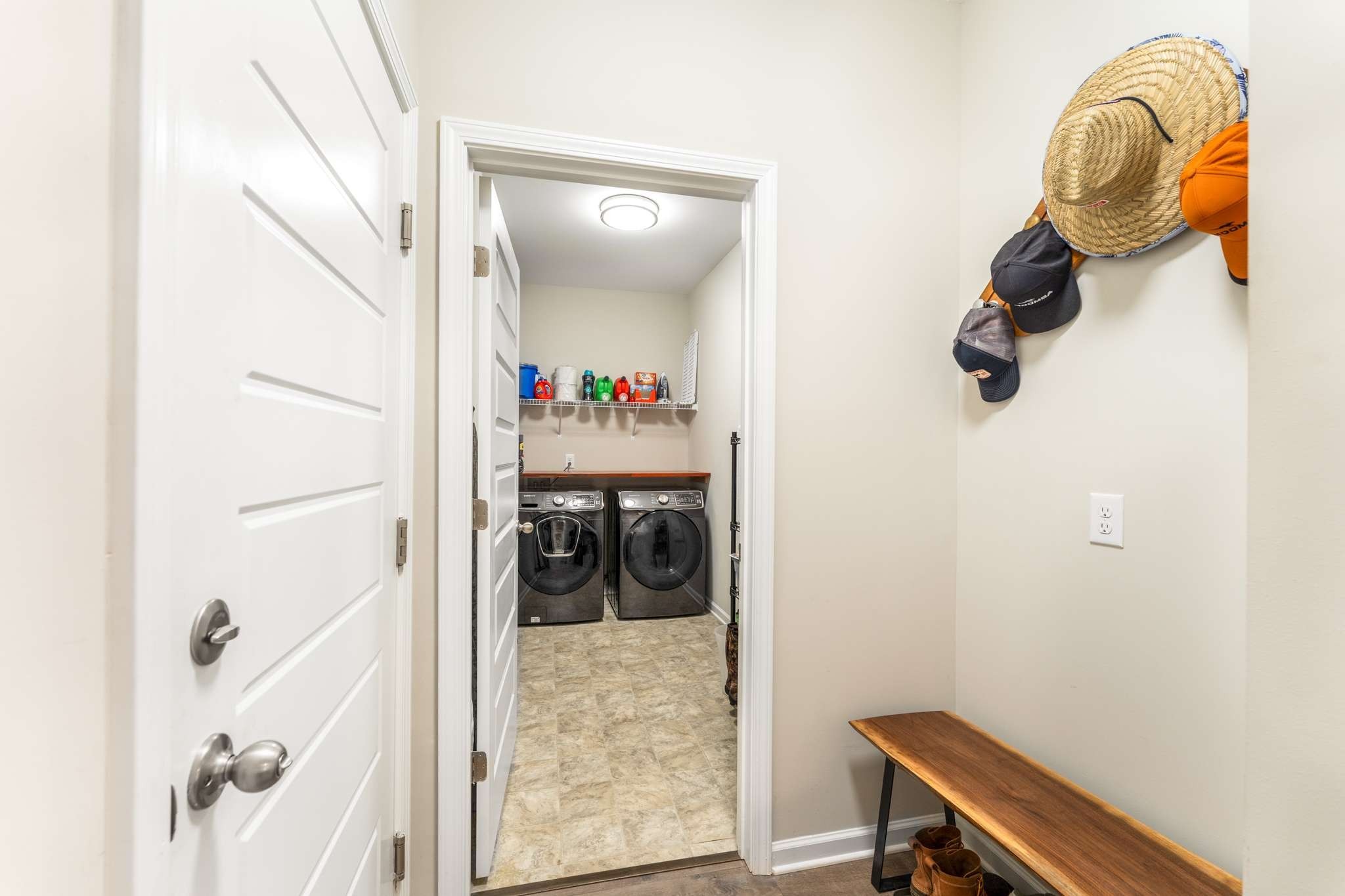 6042 Blackberry Ridge Ln