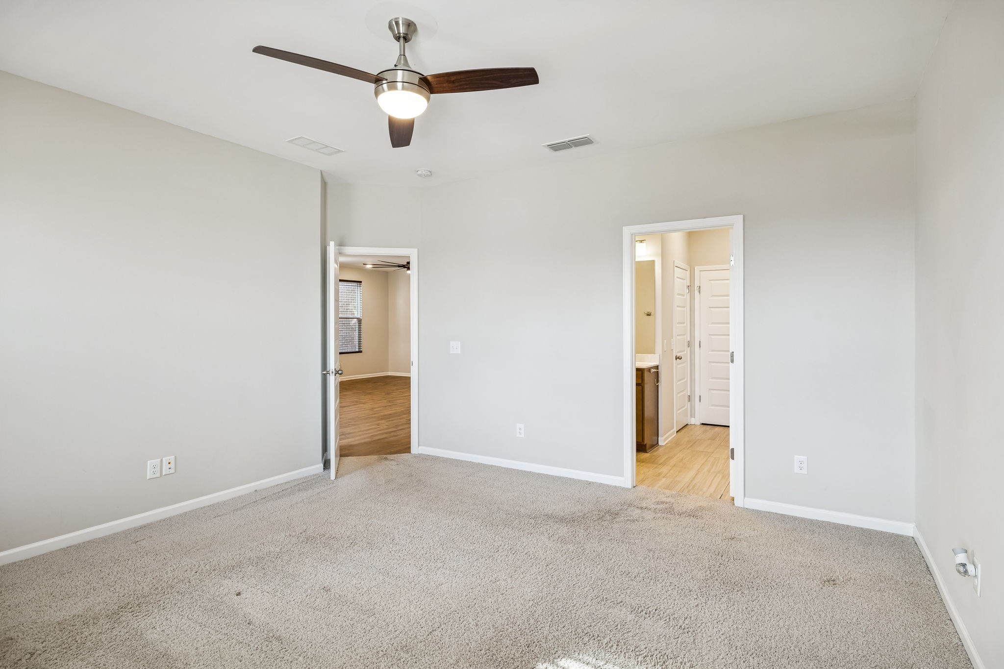 6042 Blackberry Ridge Ln