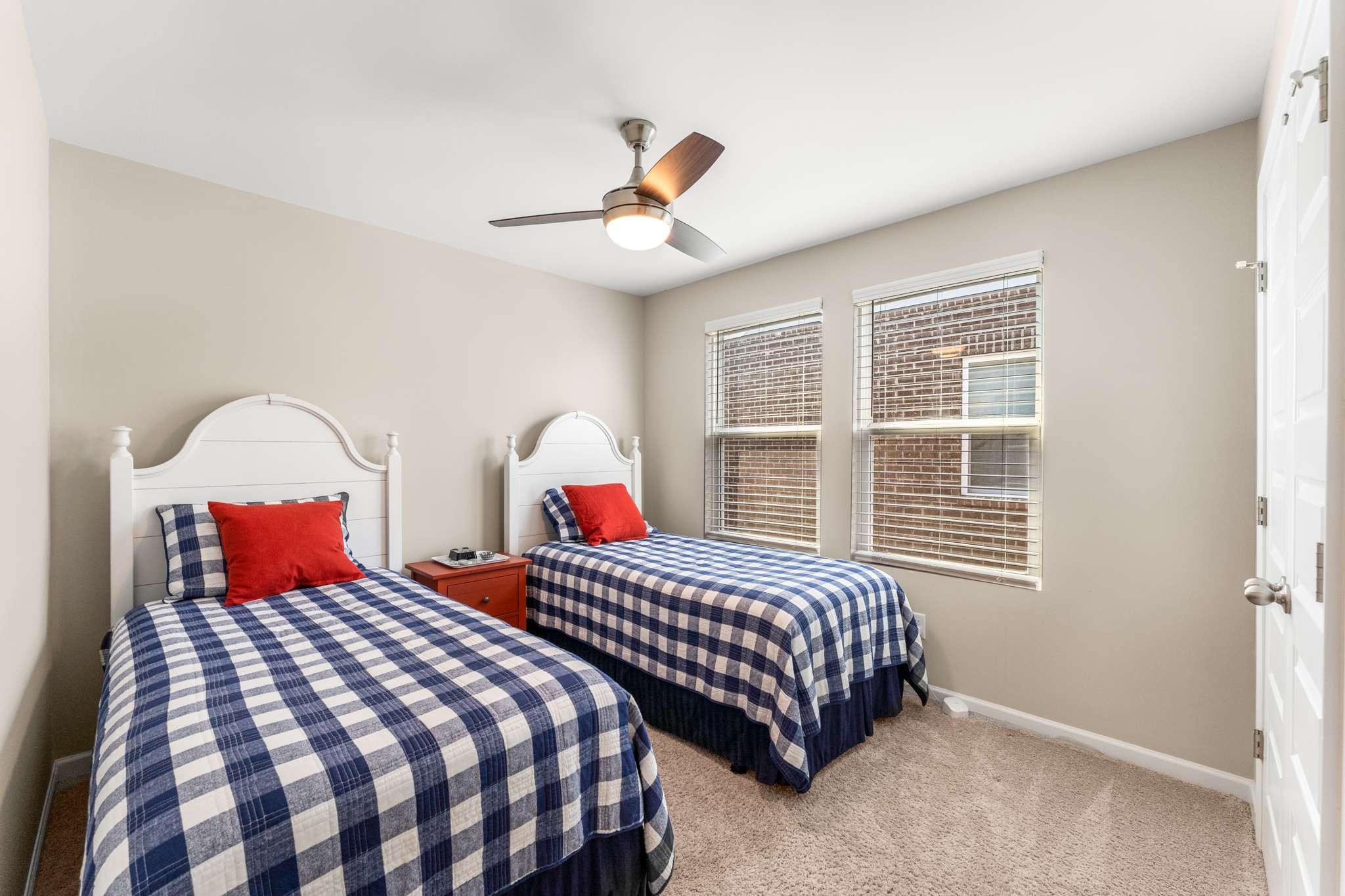 6042 Blackberry Ridge Ln