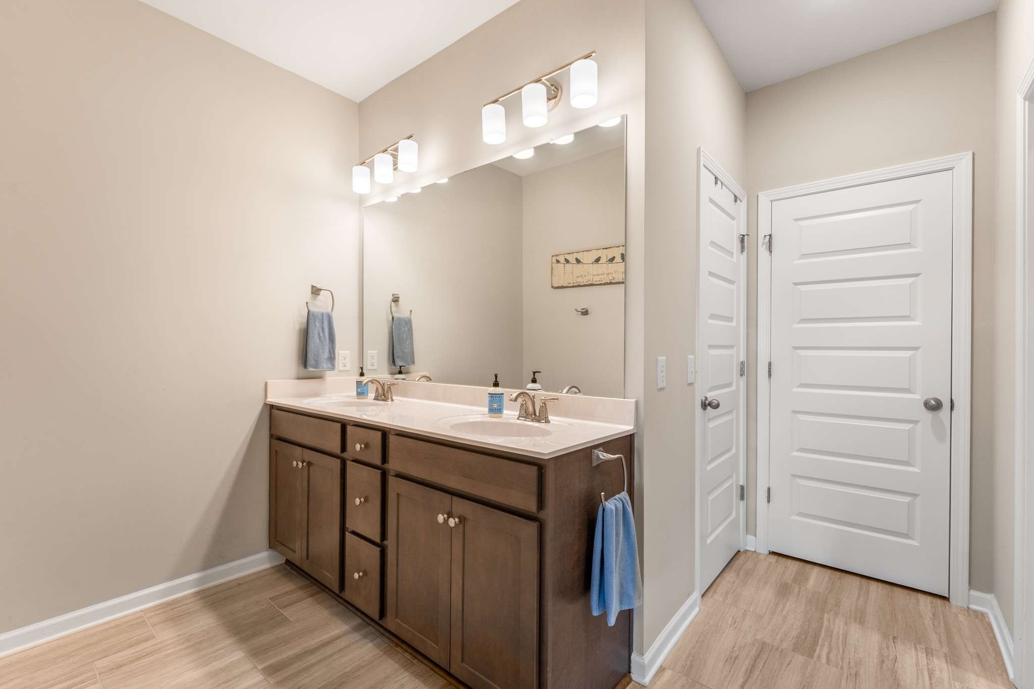 6042 Blackberry Ridge Ln