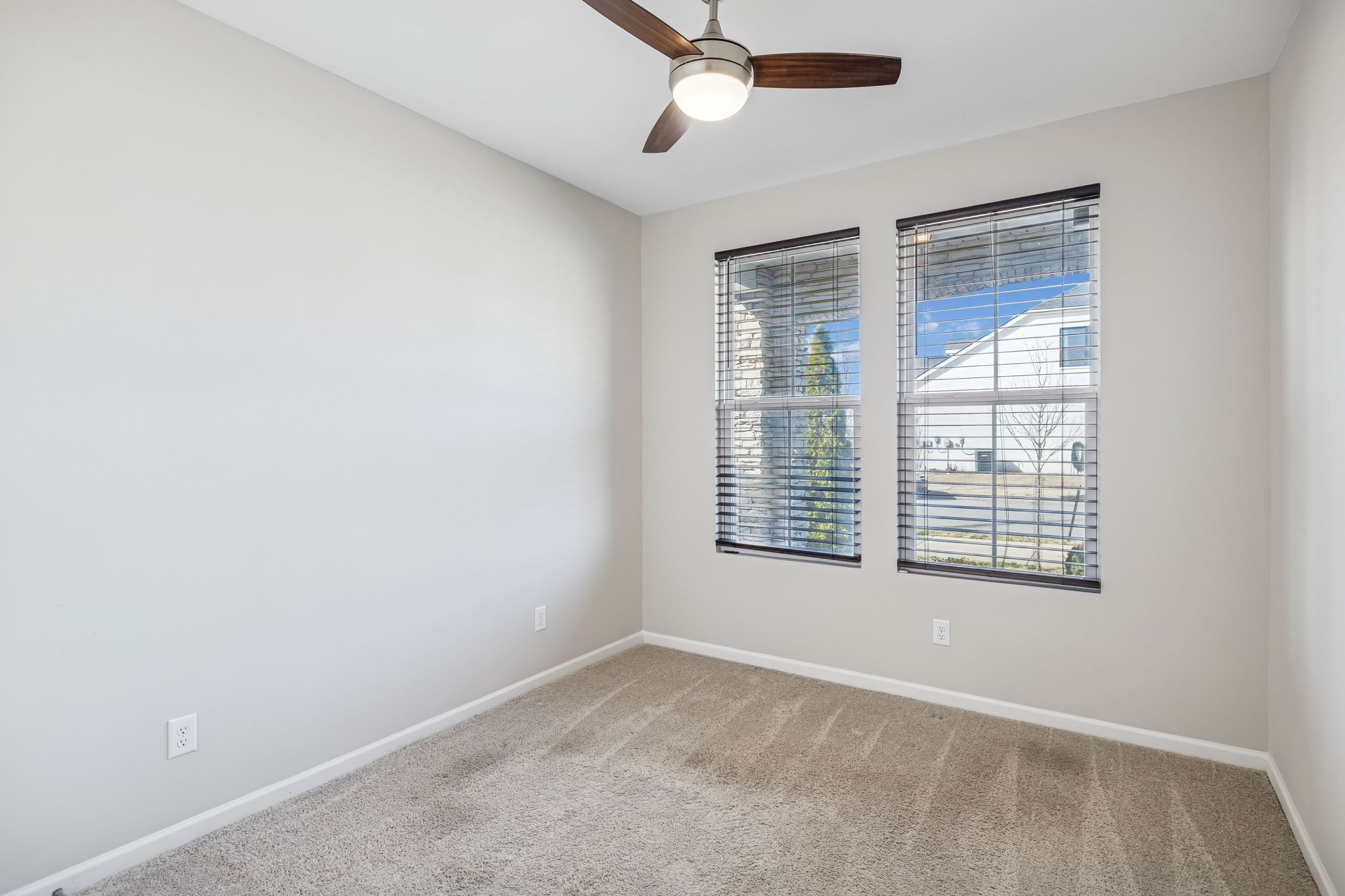 6042 Blackberry Ridge Ln